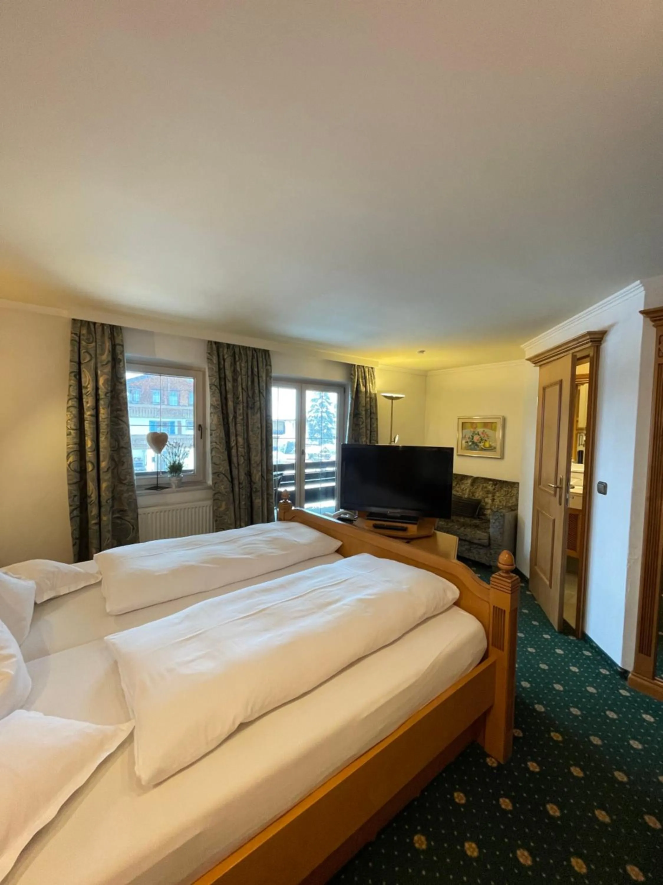 Photo of the whole room, Bed in Wohlfühlhotel Berwanger Hof