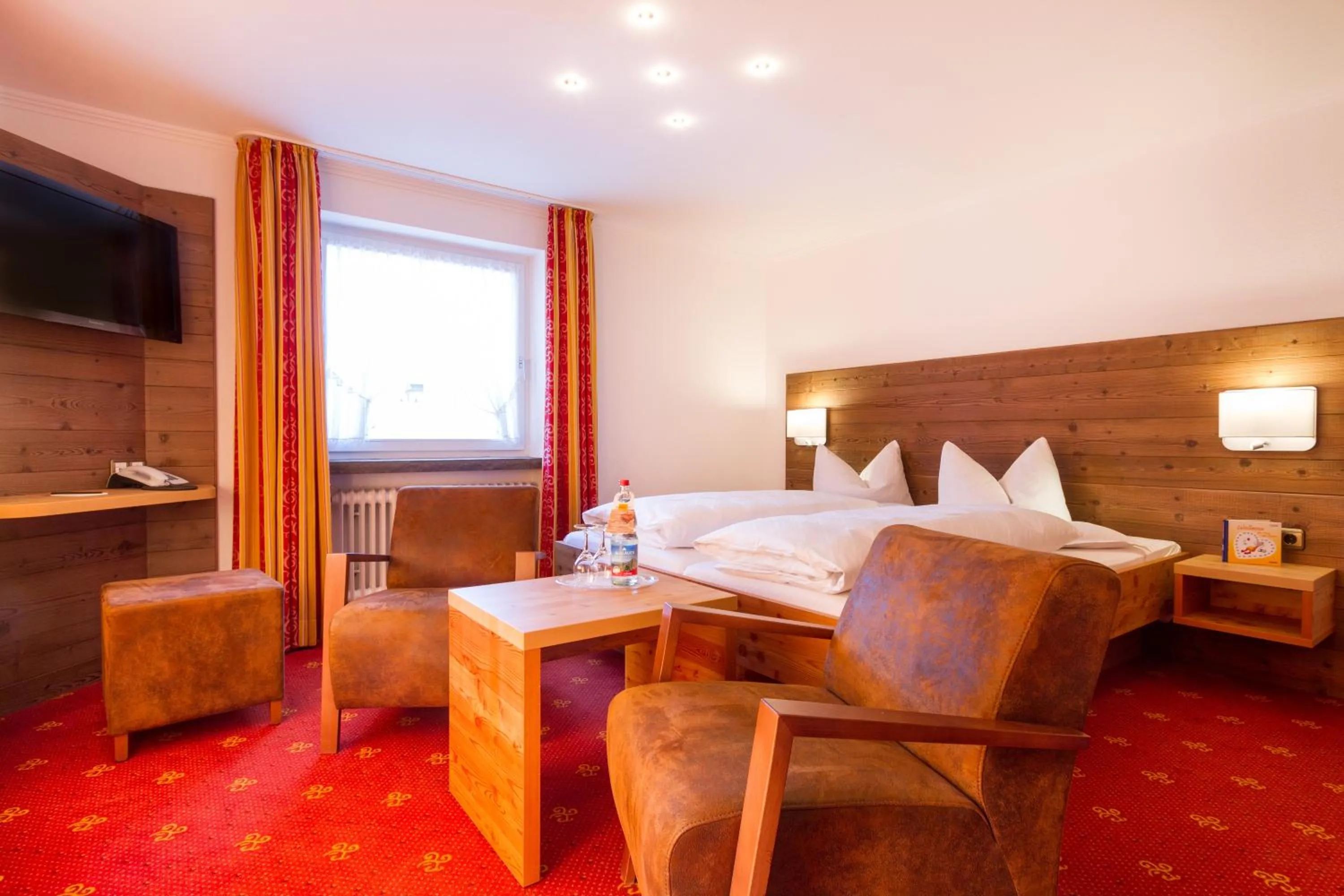 Photo of the whole room, Bed in Wohlfühlhotel Berwanger Hof