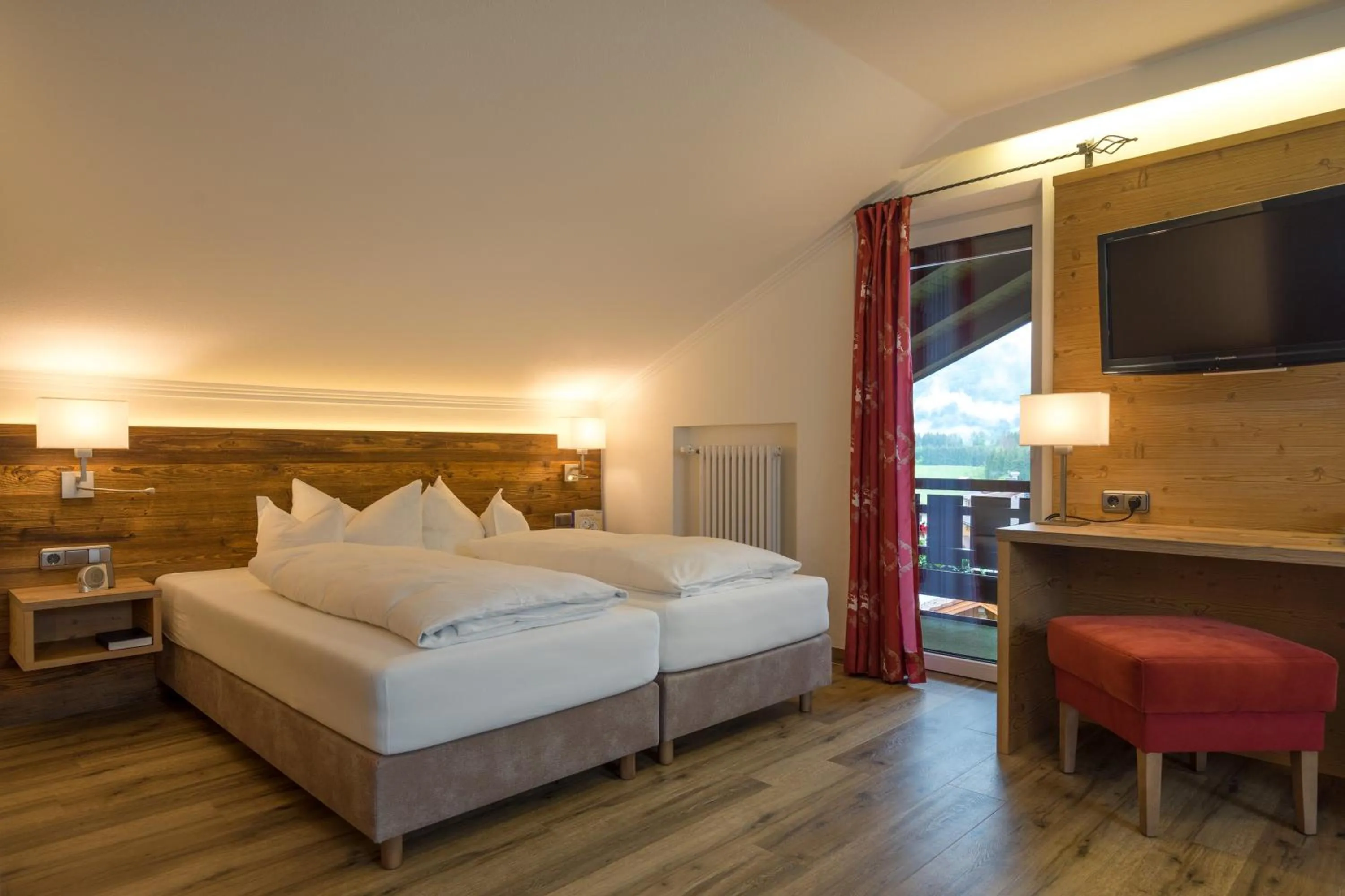 Photo of the whole room, Bed in Wohlfühlhotel Berwanger Hof