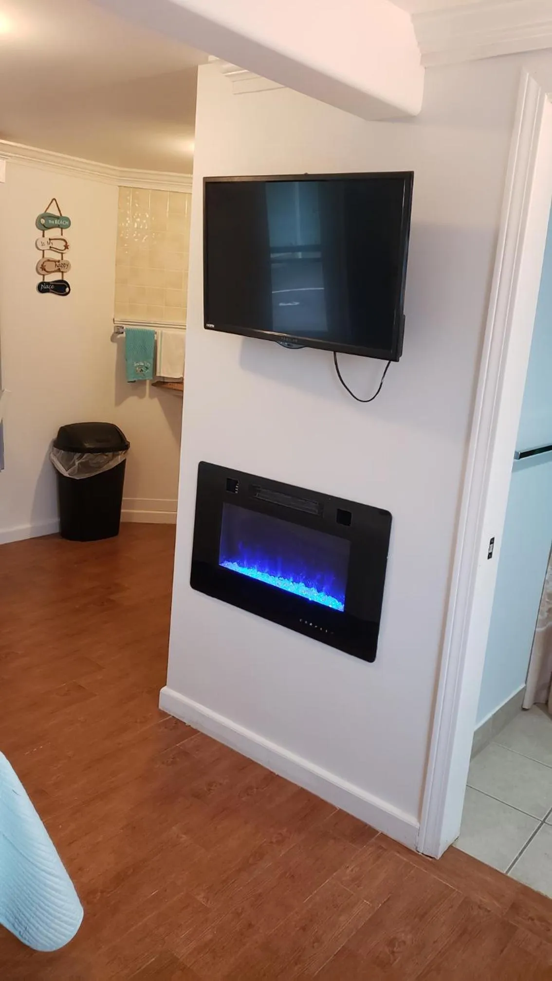 TV and multimedia in White Cap Village Unit 6