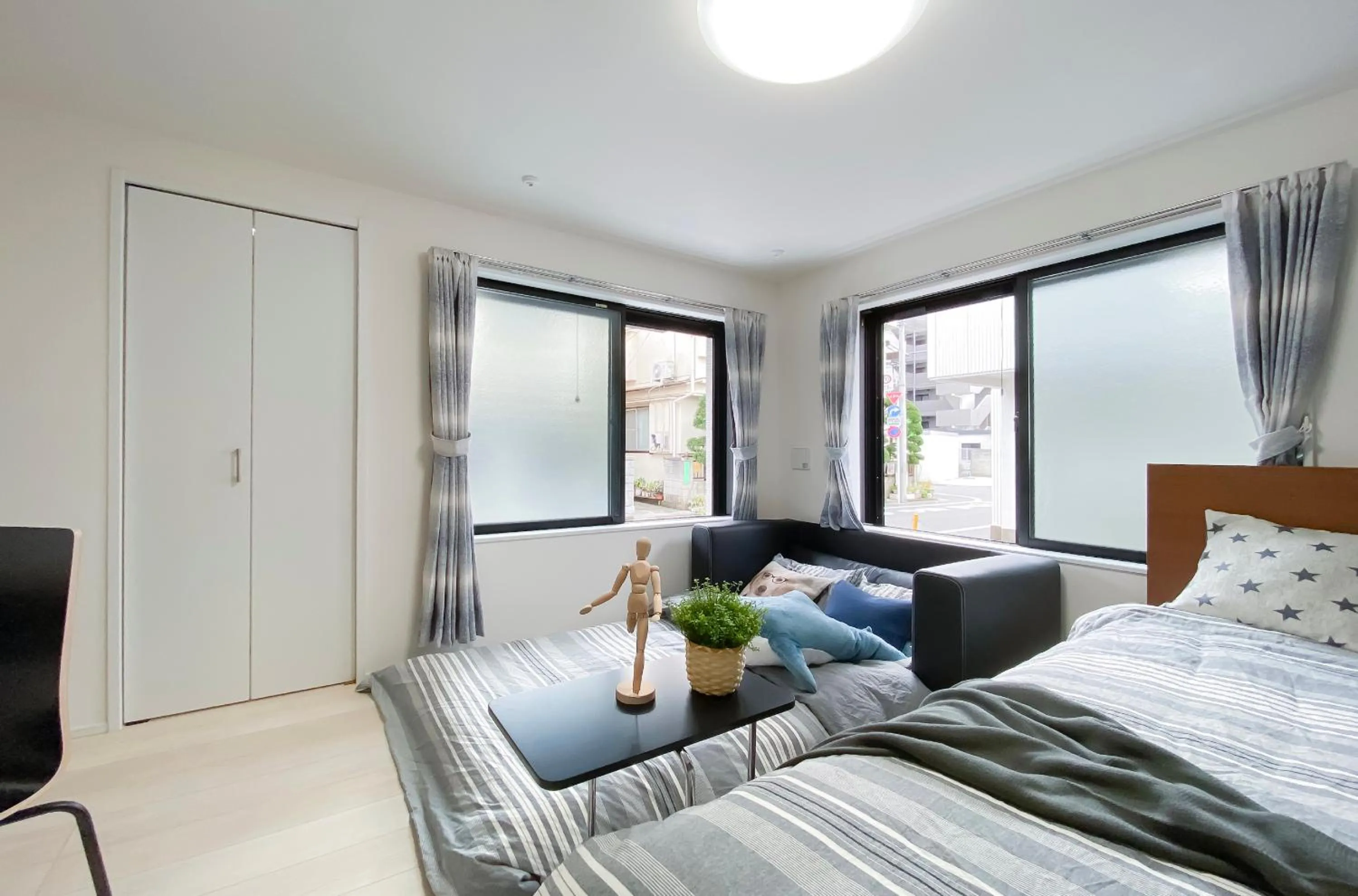 Bed in japan house shinkoiwa