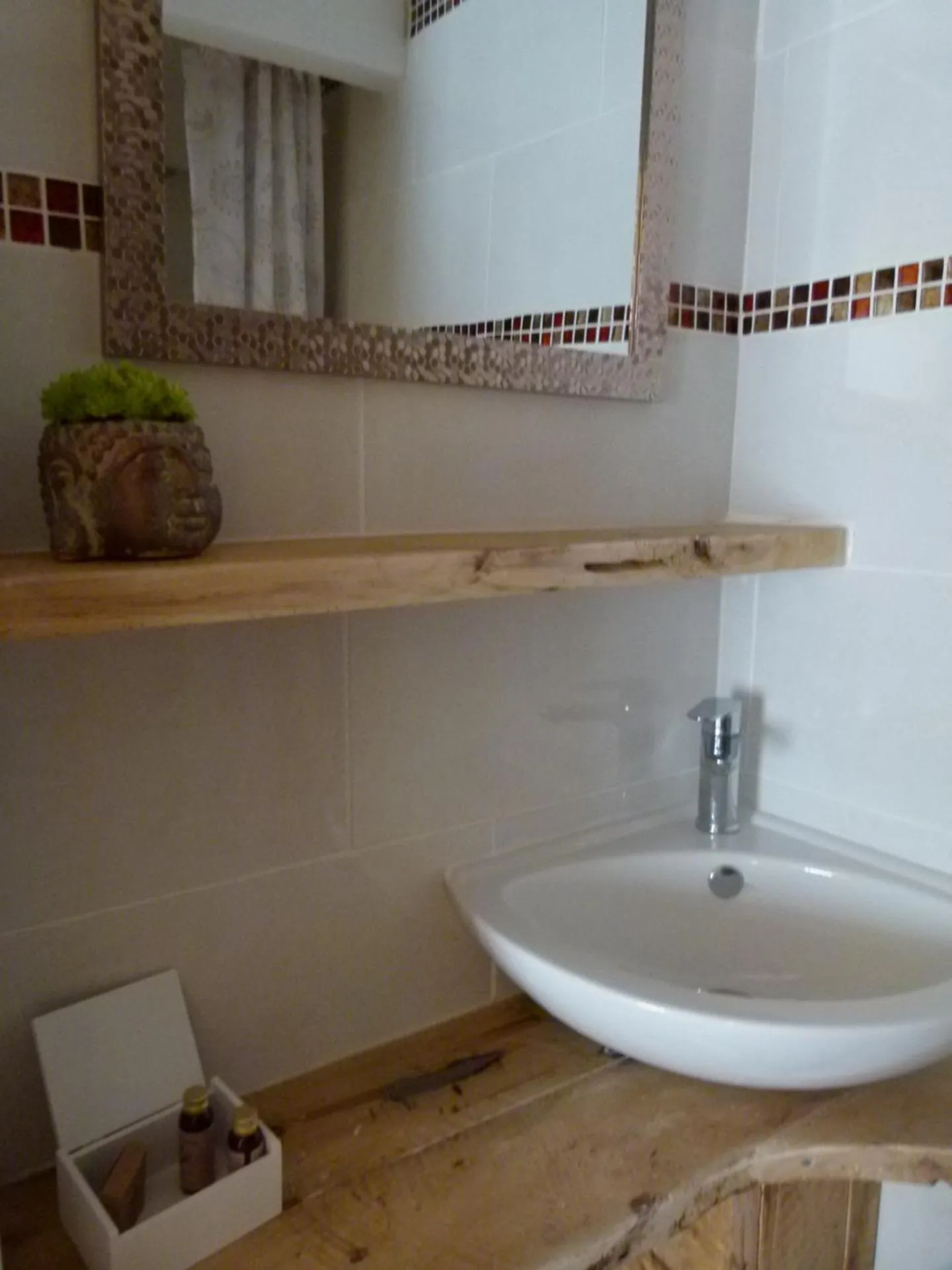 Bathroom in chambre campagnarde