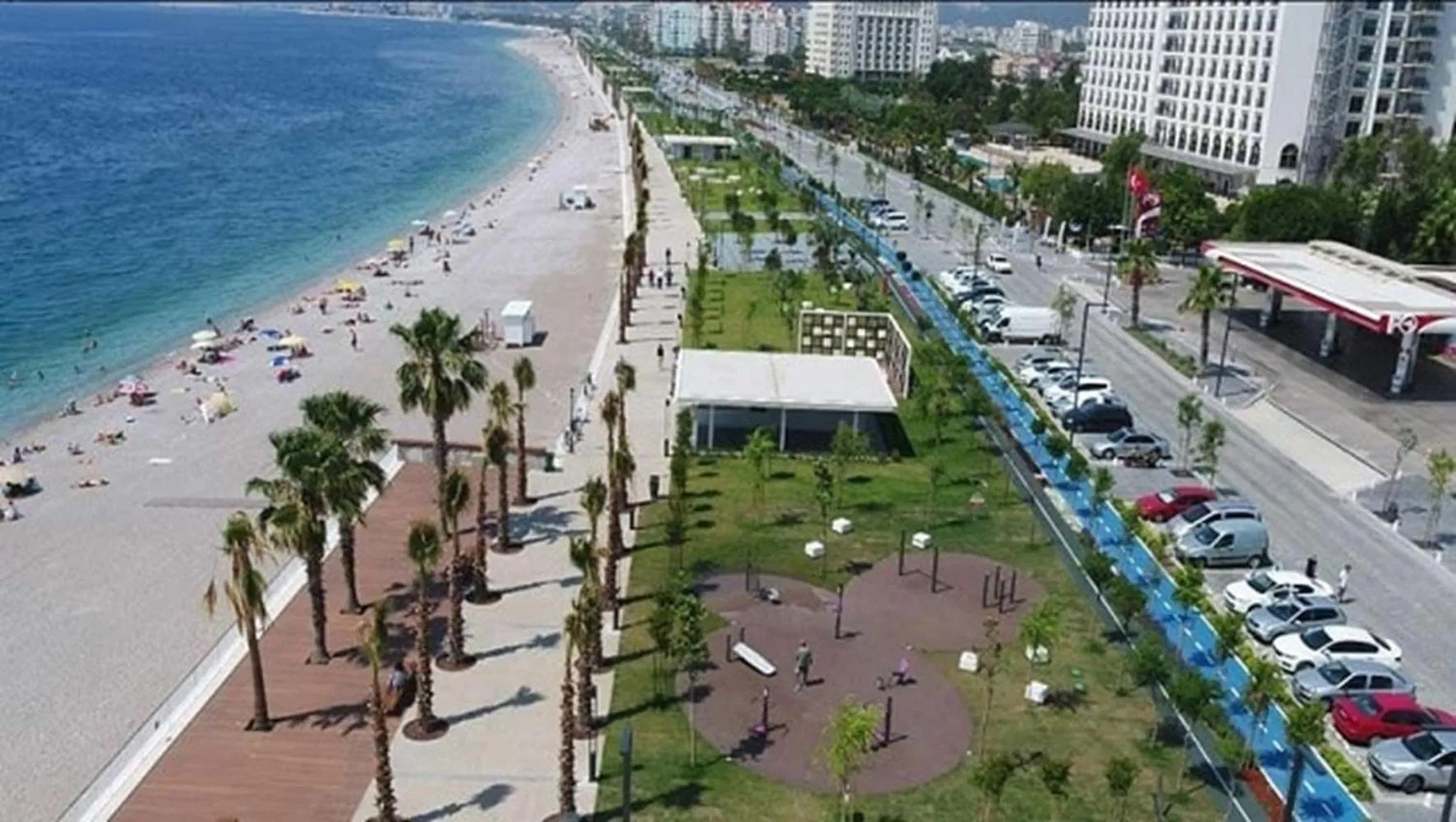 Beach in La Cactus Boutique Hotel