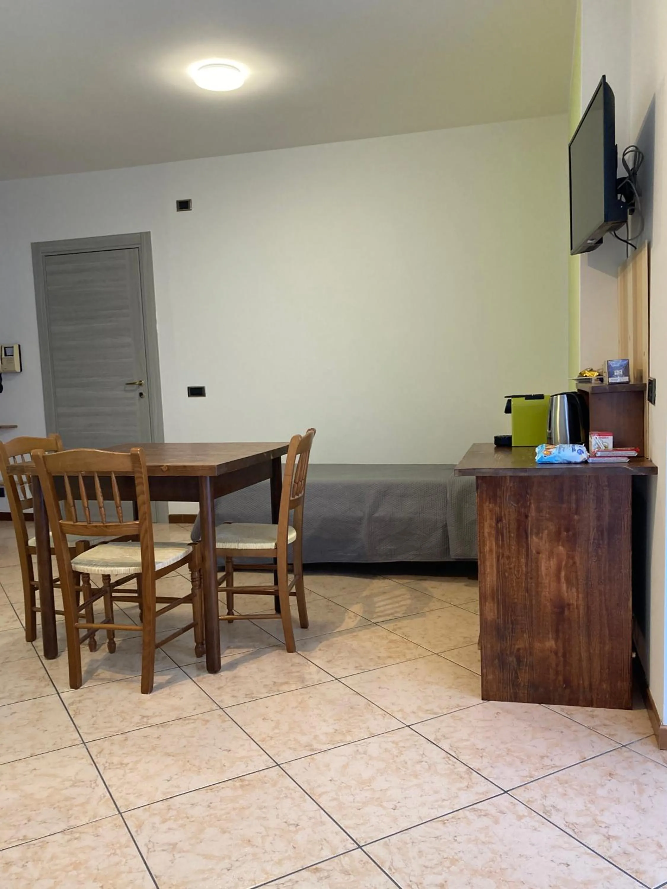 TV and multimedia in Lavini