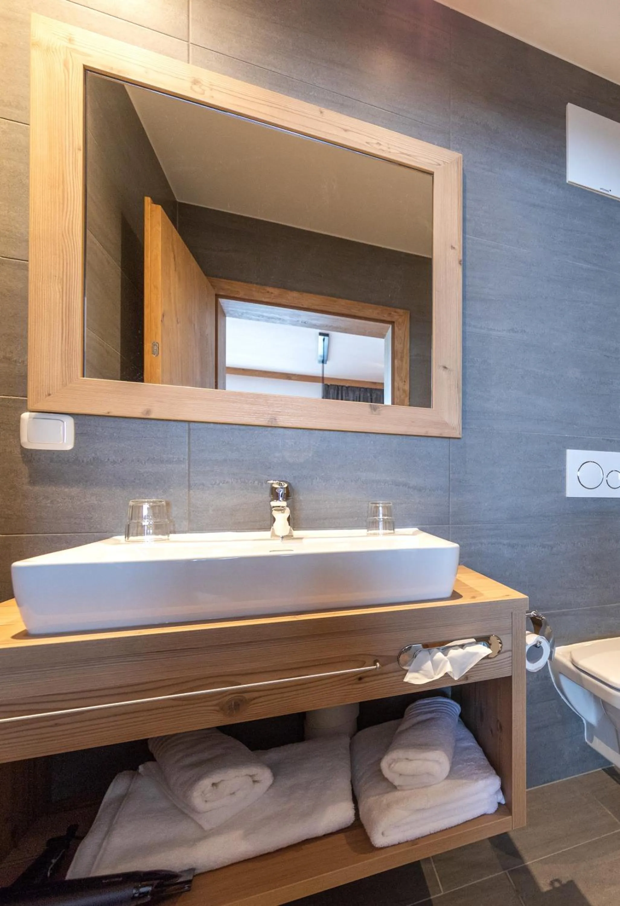 Bathroom in Das Grünholz Aparthotel