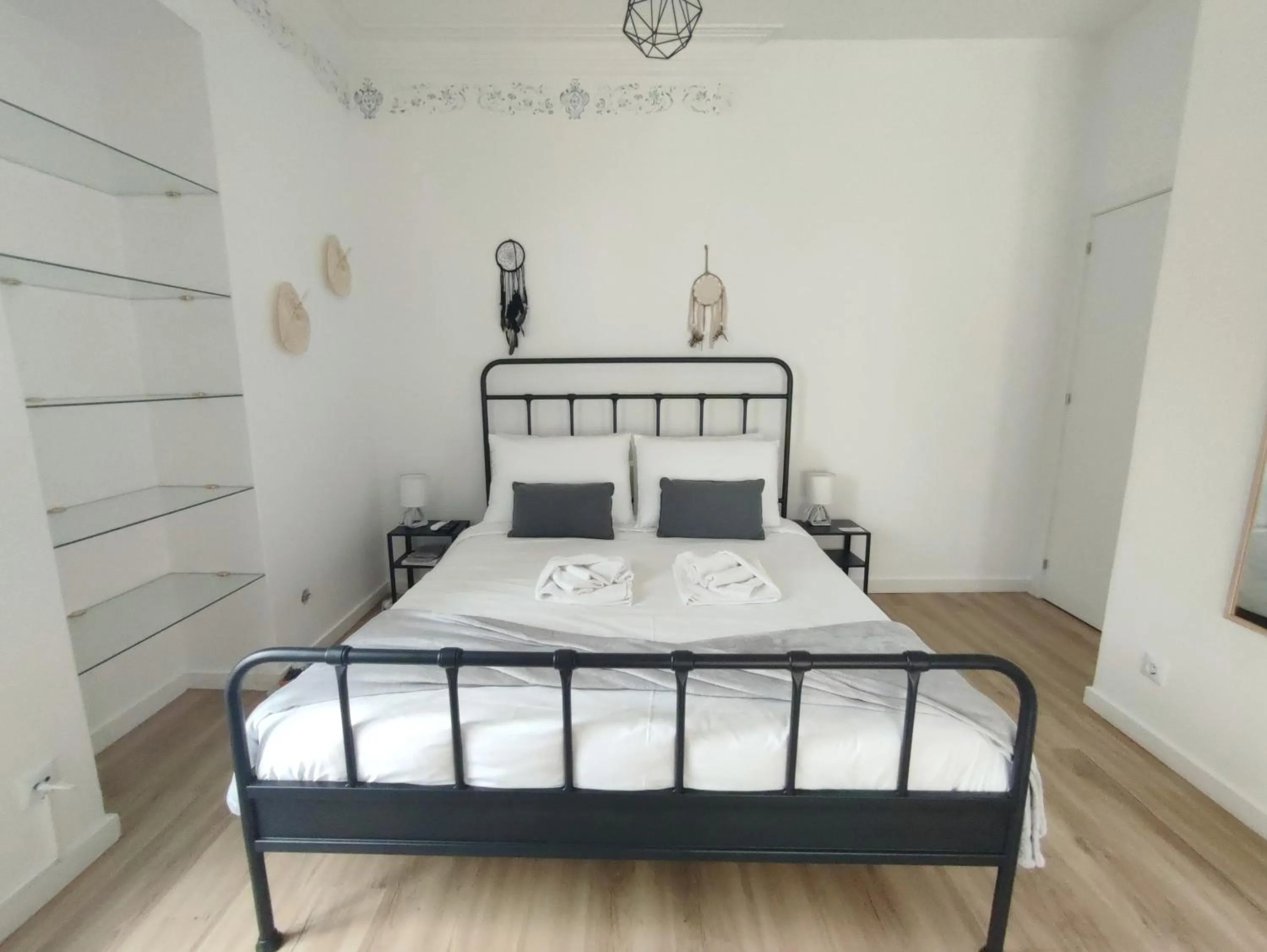 Bedroom, Bed in Casas da Biquinha