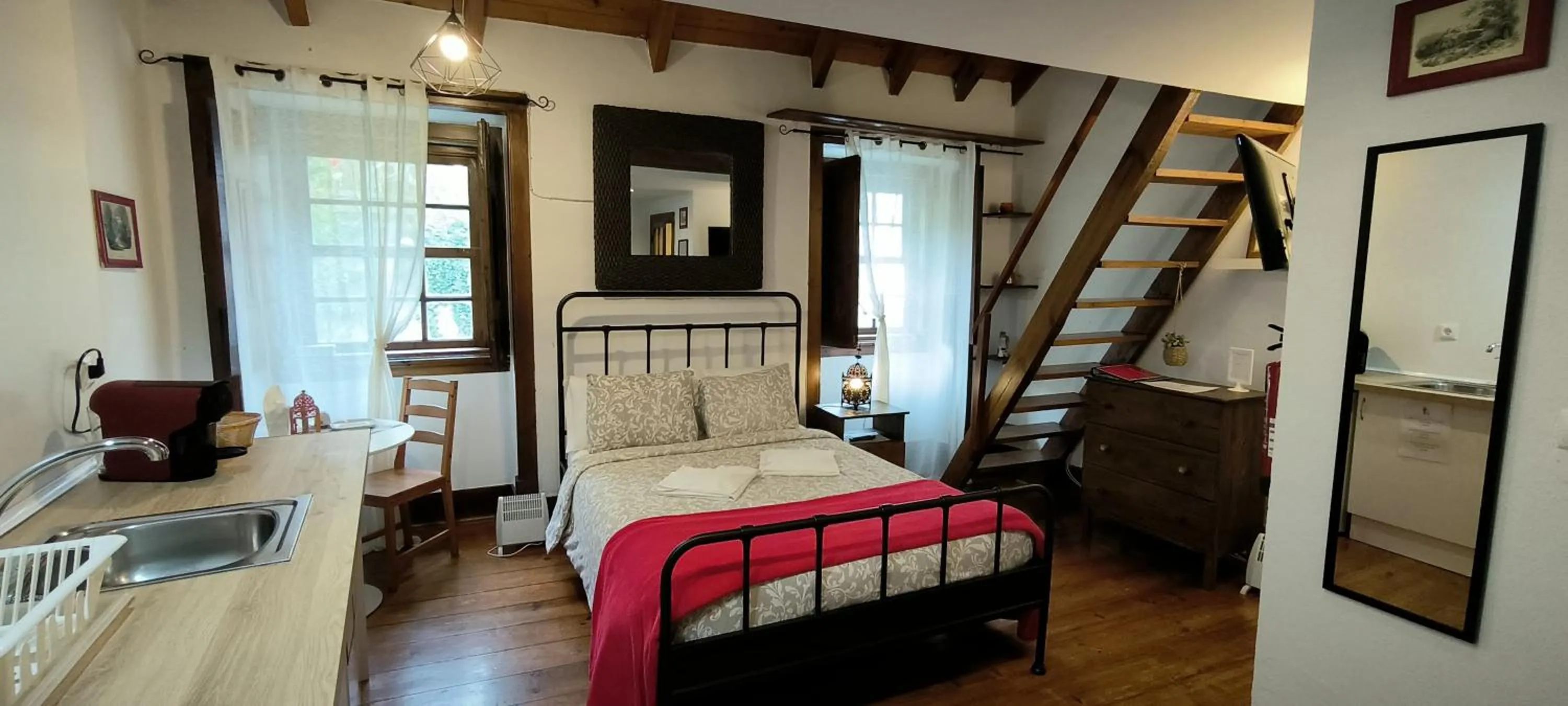 Bedroom, Bed in Casas da Biquinha