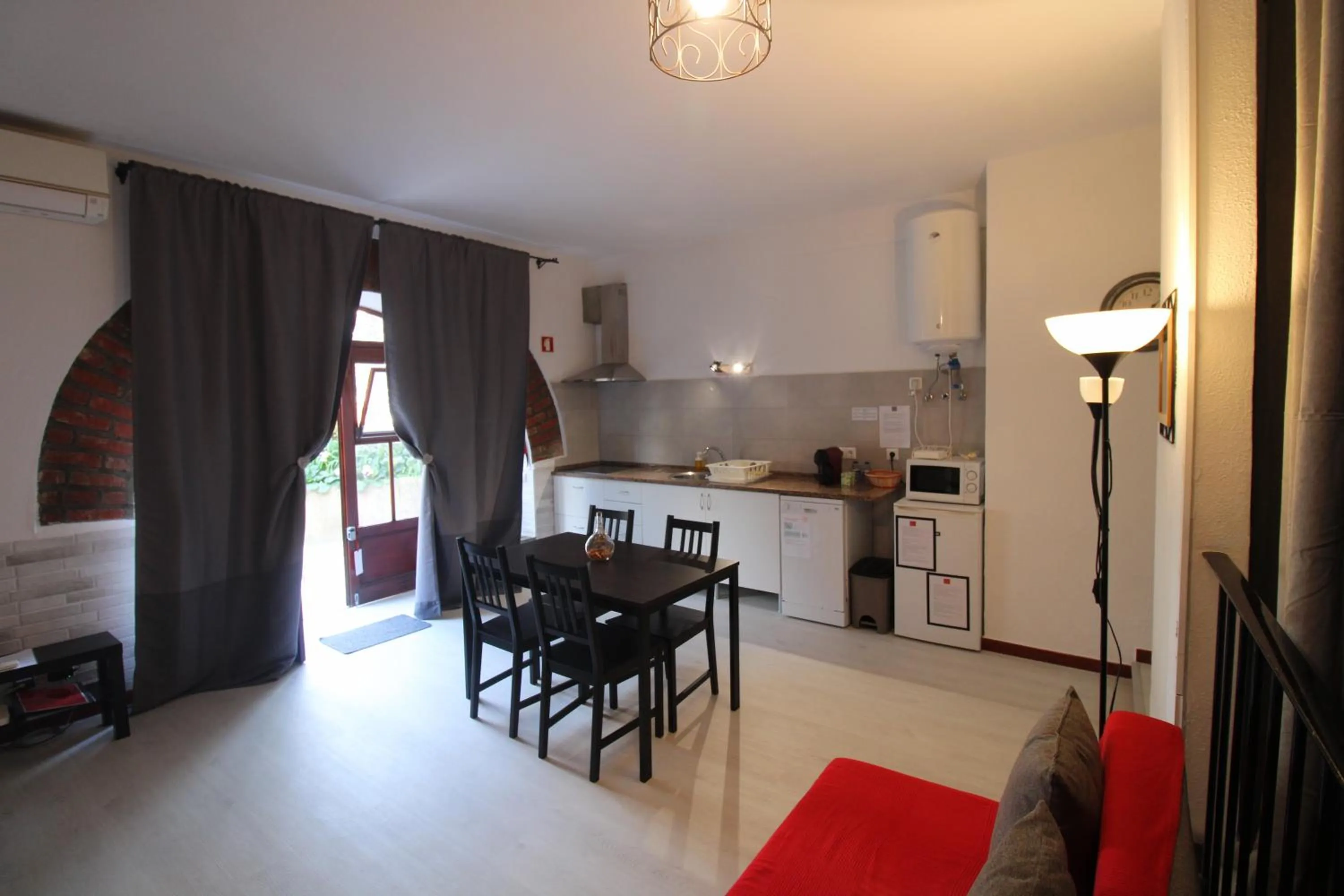 Kitchen or kitchenette in Casas da Biquinha