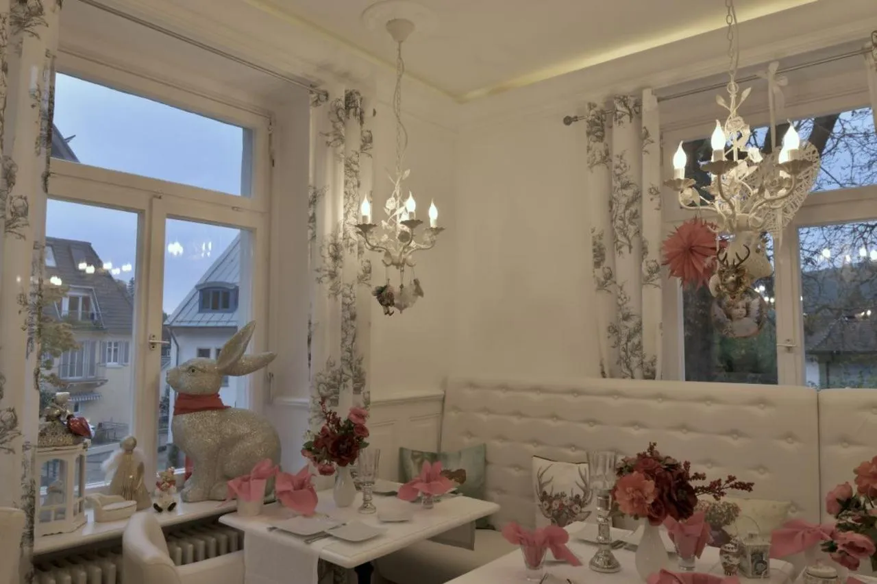 Breakfast in Boutiquehotel Villa Rosenhof