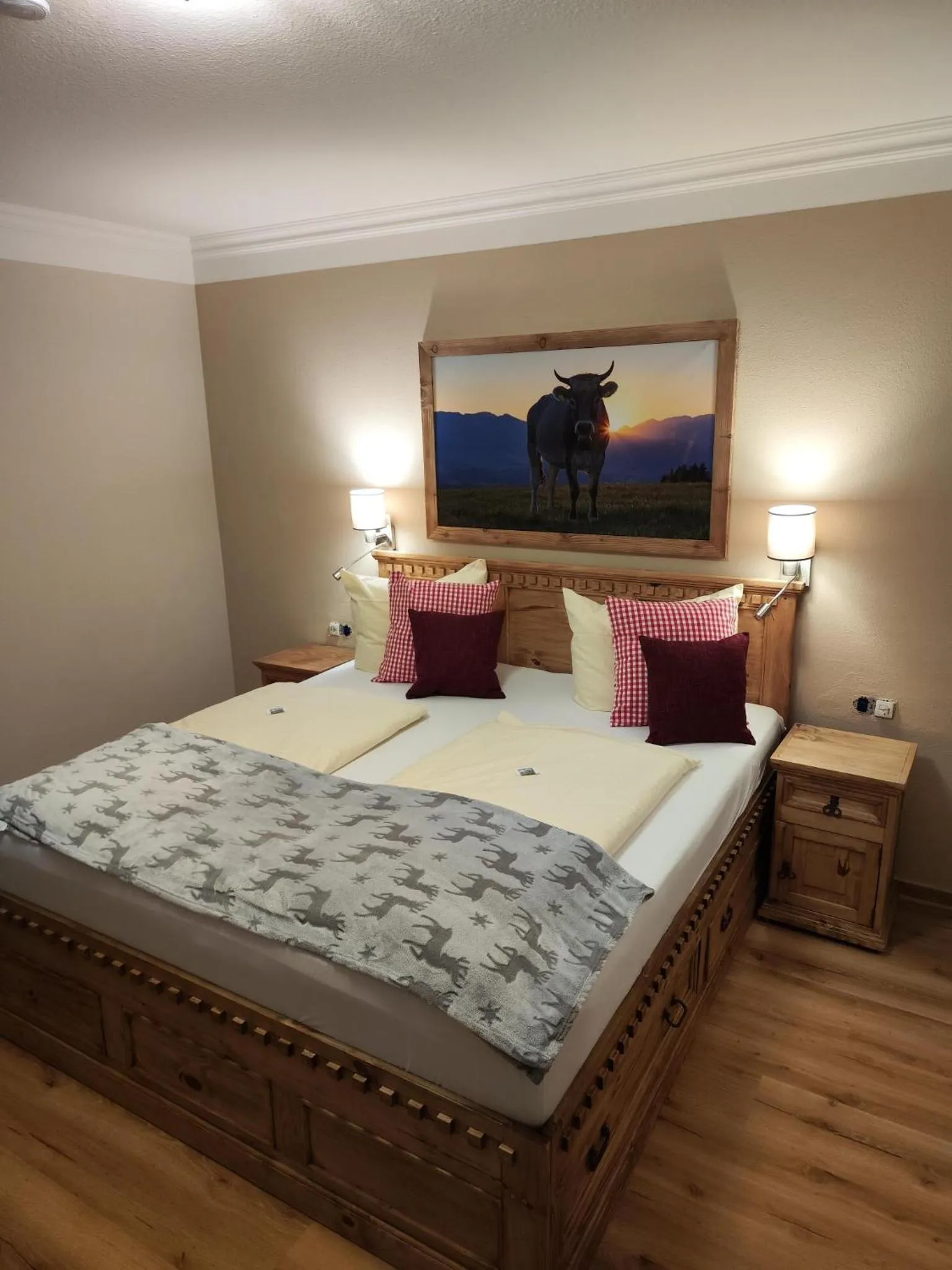 Photo of the whole room, Bed in Alpenhotel Bergzauber