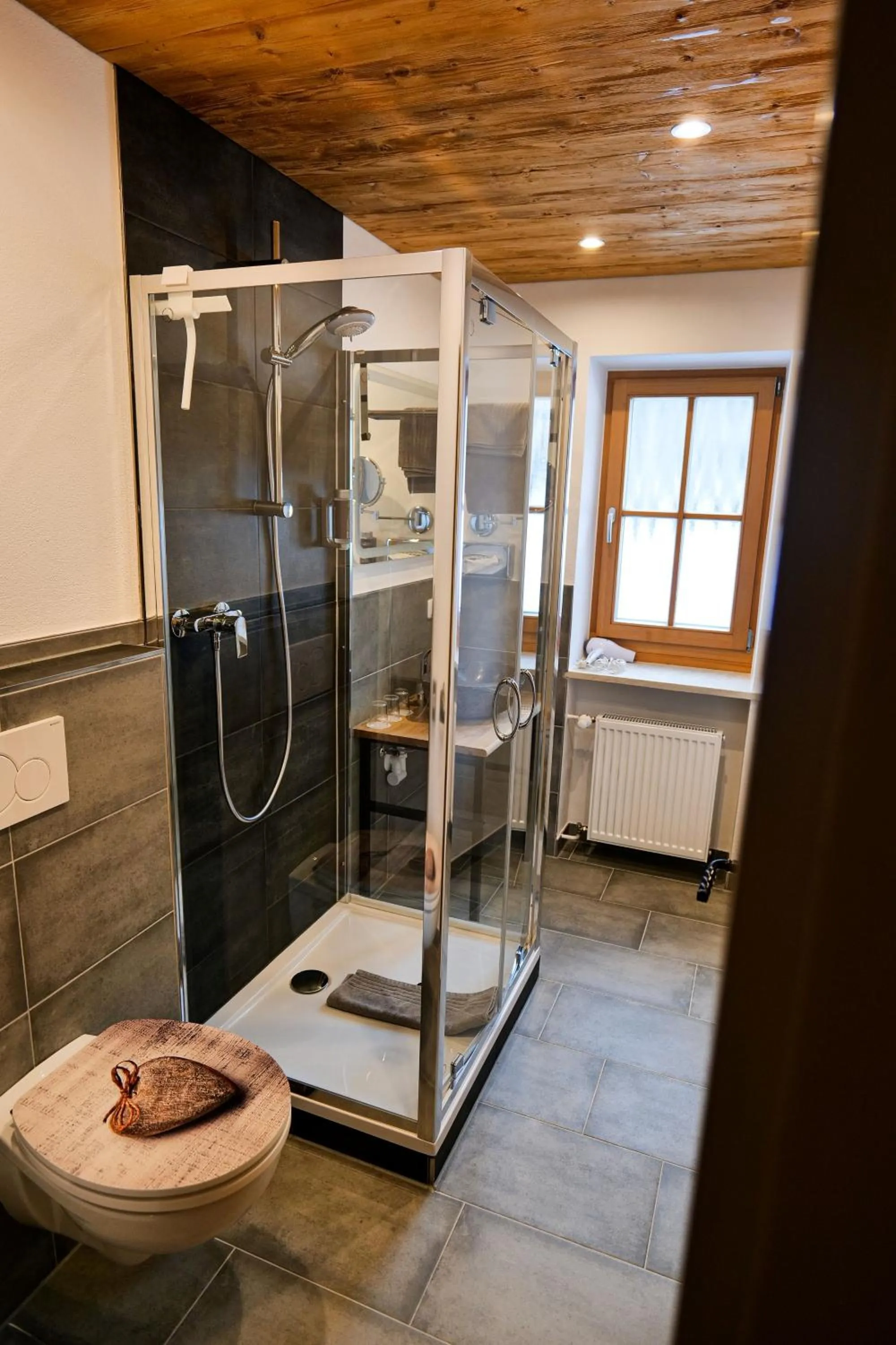 Shower in Alpenhotel Bergzauber