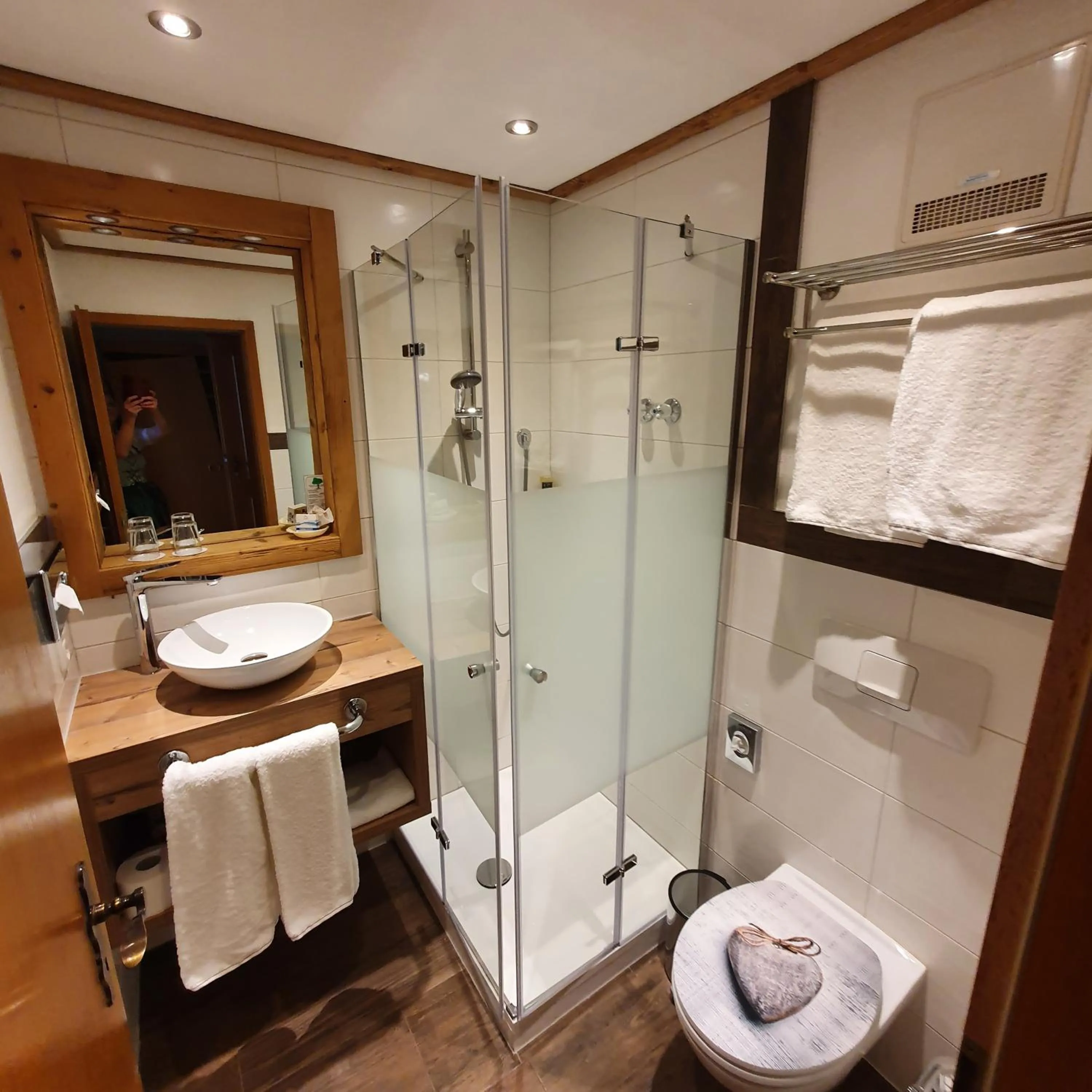 Shower in Alpenhotel Bergzauber