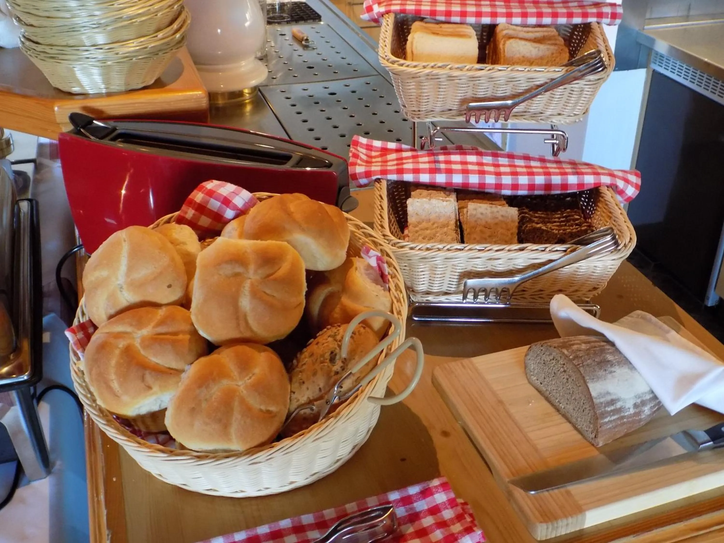 Buffet breakfast in Alpenhotel Bergzauber