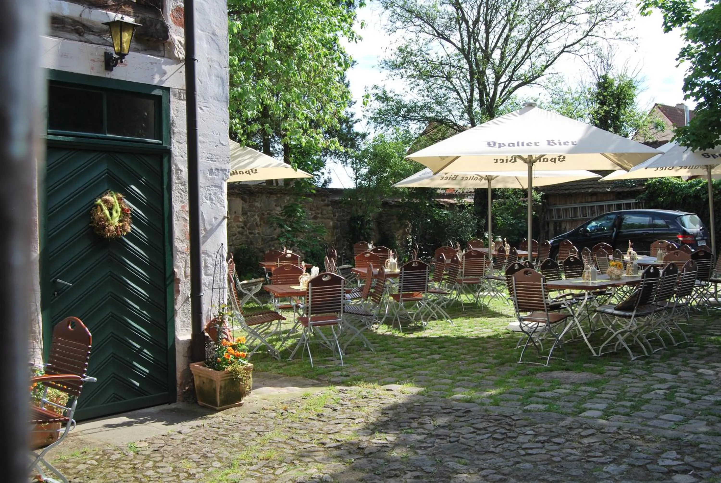 Restaurant/places to eat in DER SCHWAN Hotel & Restaurant