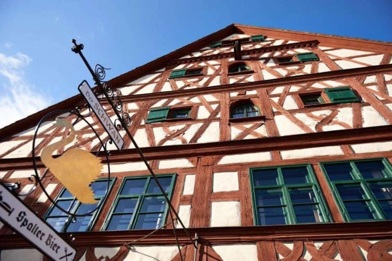 Facade/entrance in DER SCHWAN Hotel & Restaurant