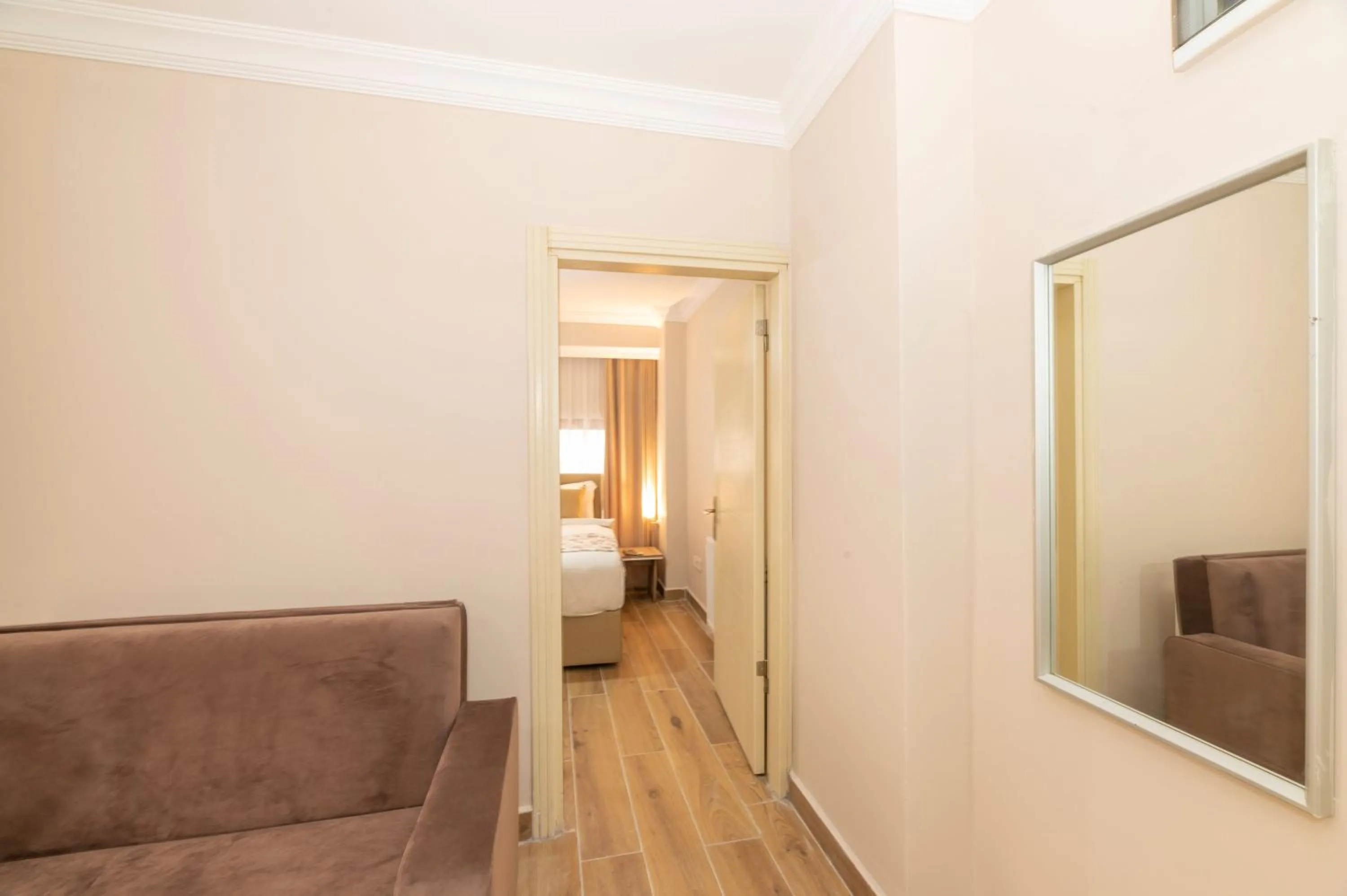 Living room, Bed in Marida Residence - Istanbul Taksim