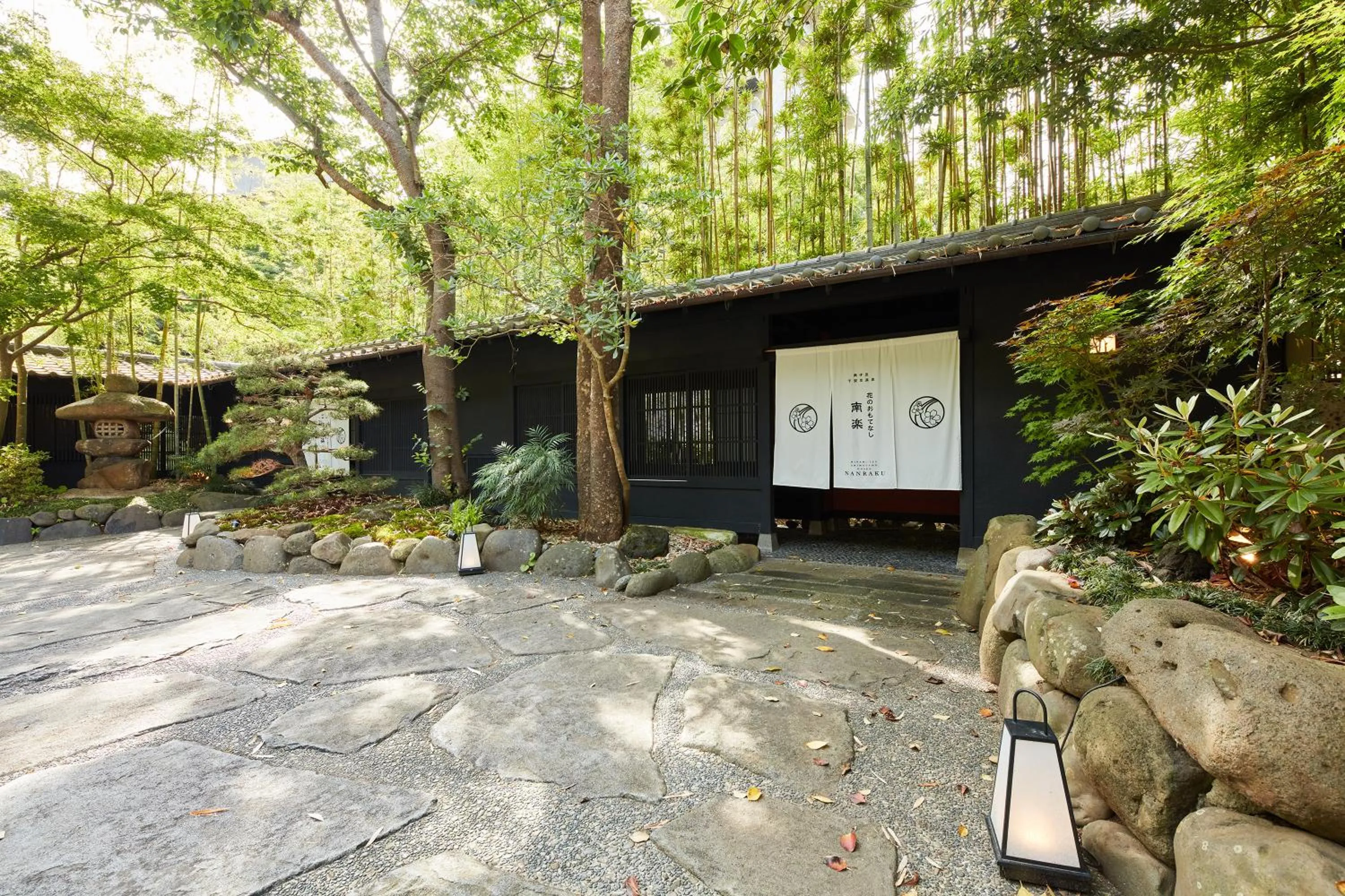 Property building in Hana No Omotenashi Nanraku