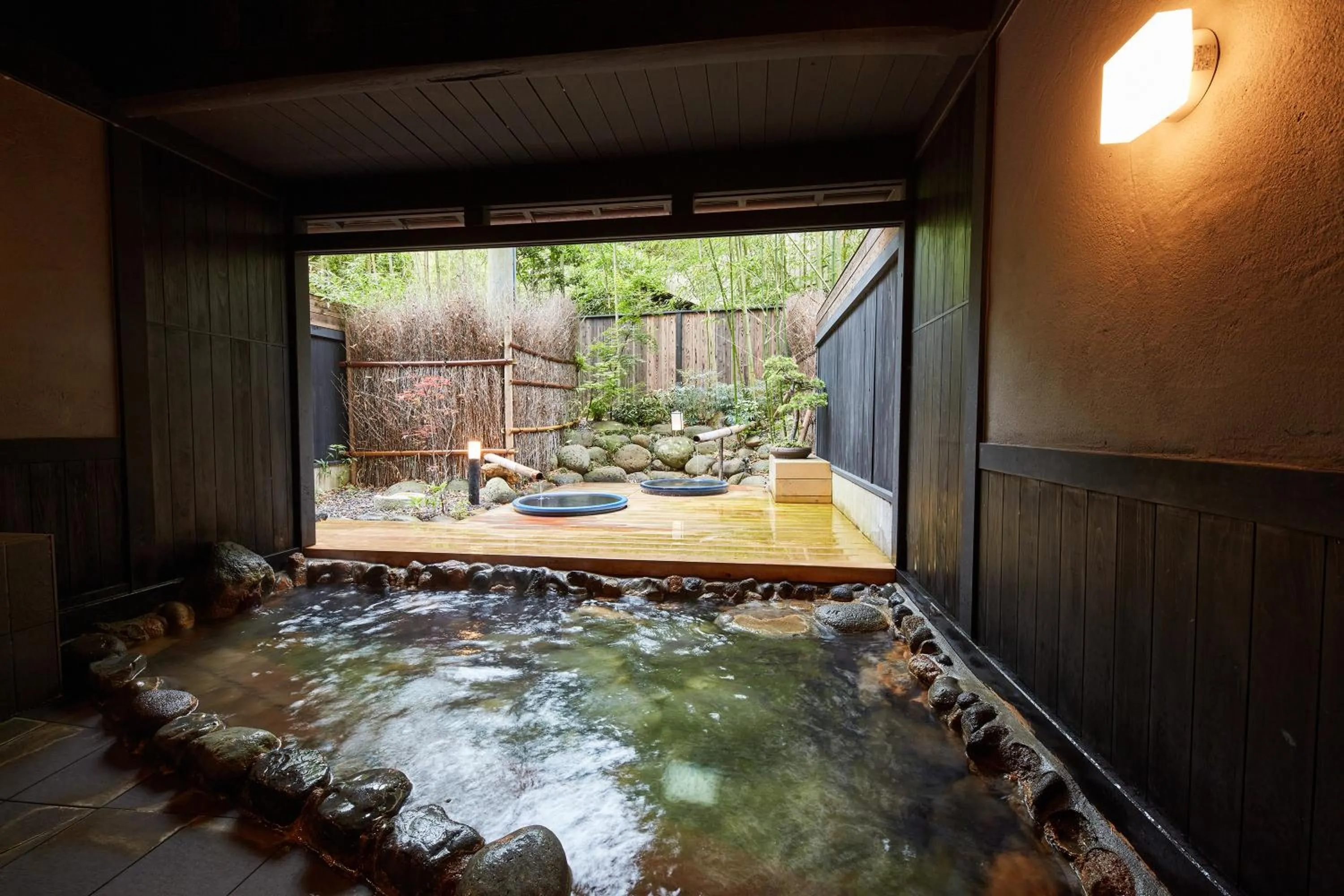 Hot Spring Bath in Hana No Omotenashi Nanraku