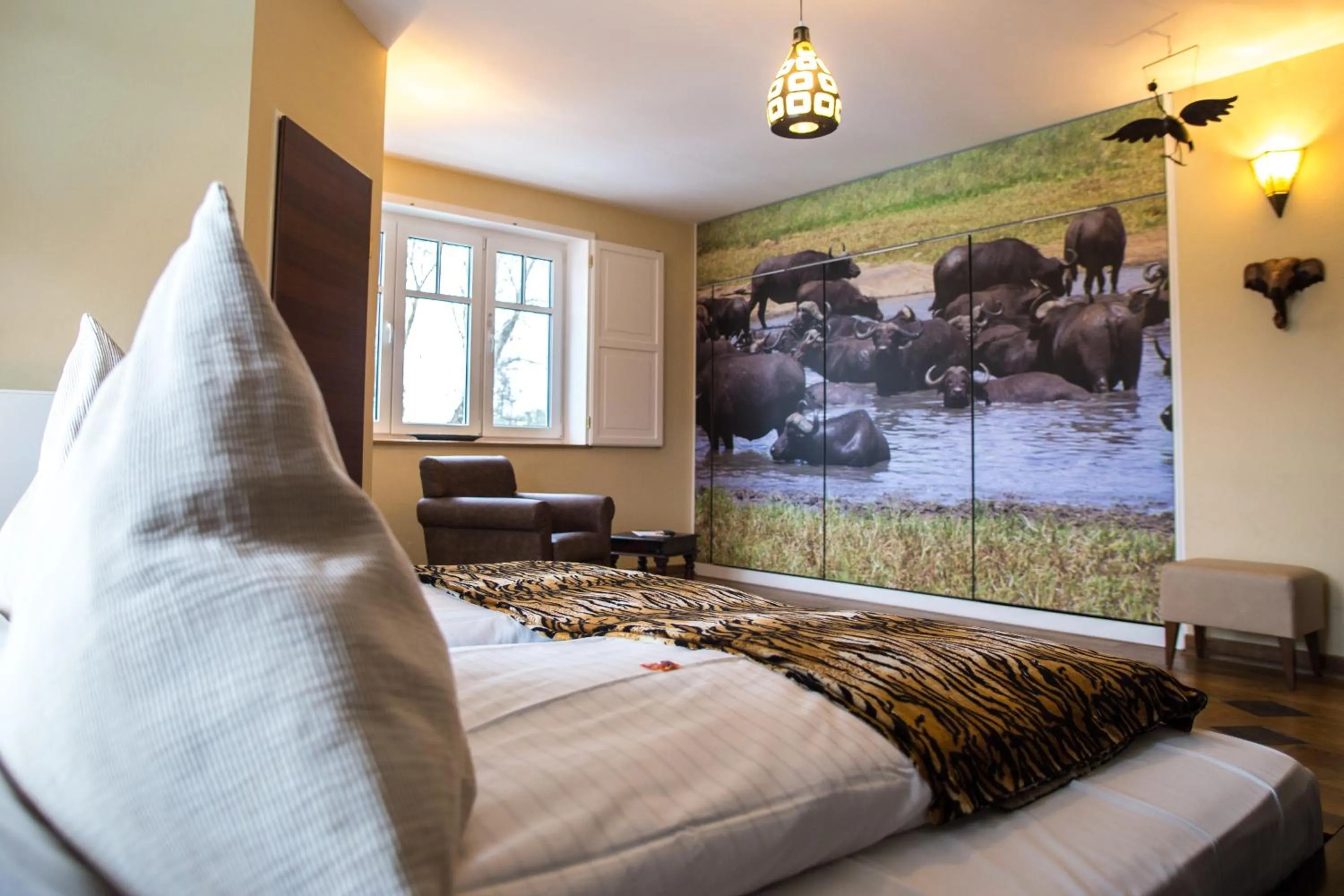 Bedroom, Bed in Landhotel Beverland bei Münster