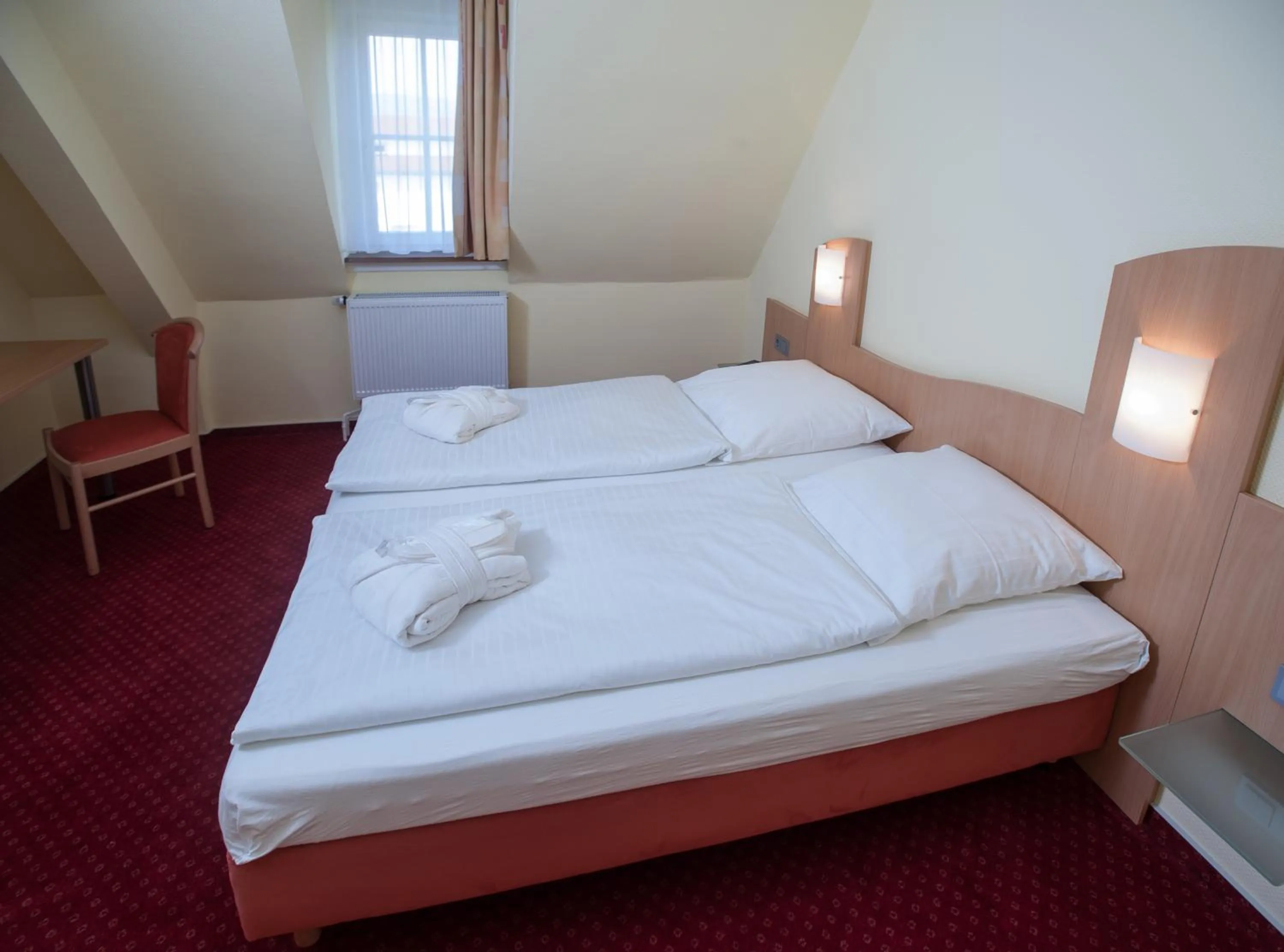 Bedroom, Bed in Johanniterhotel