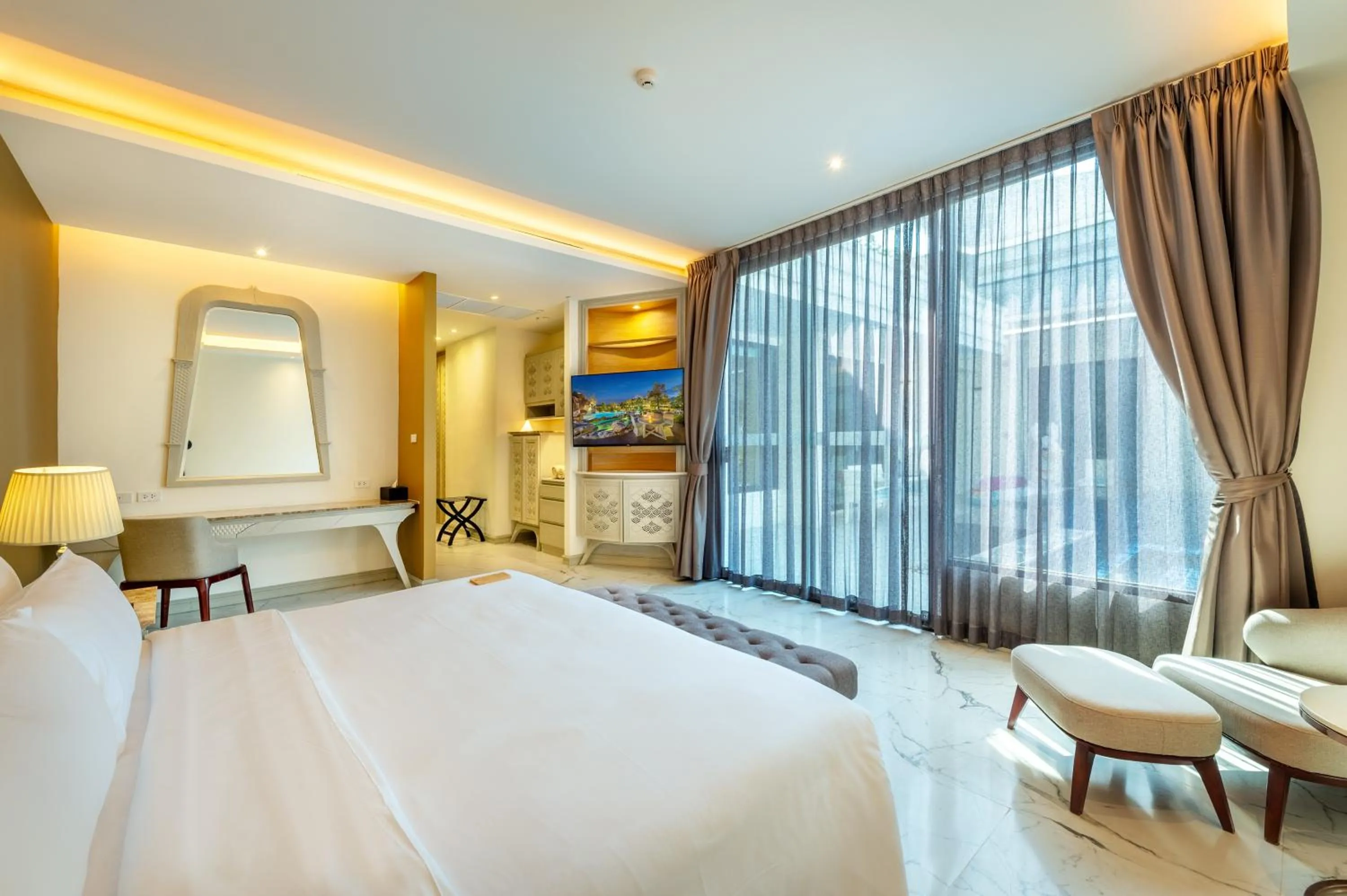 Bedroom, Bed in Phukalini Luxury Pool Villa & Onsen