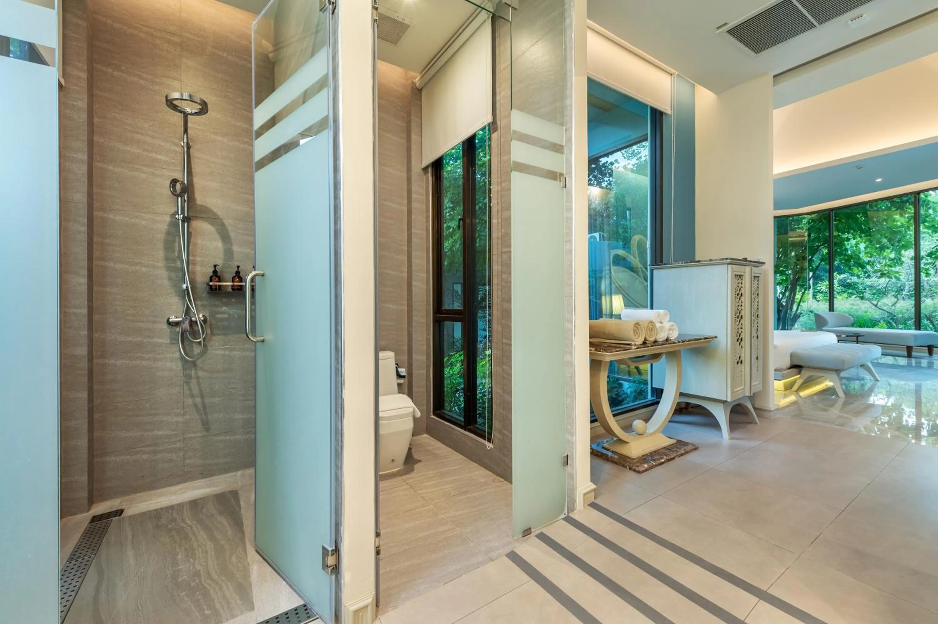 Shower in Phukalini Luxury Pool Villa & Onsen