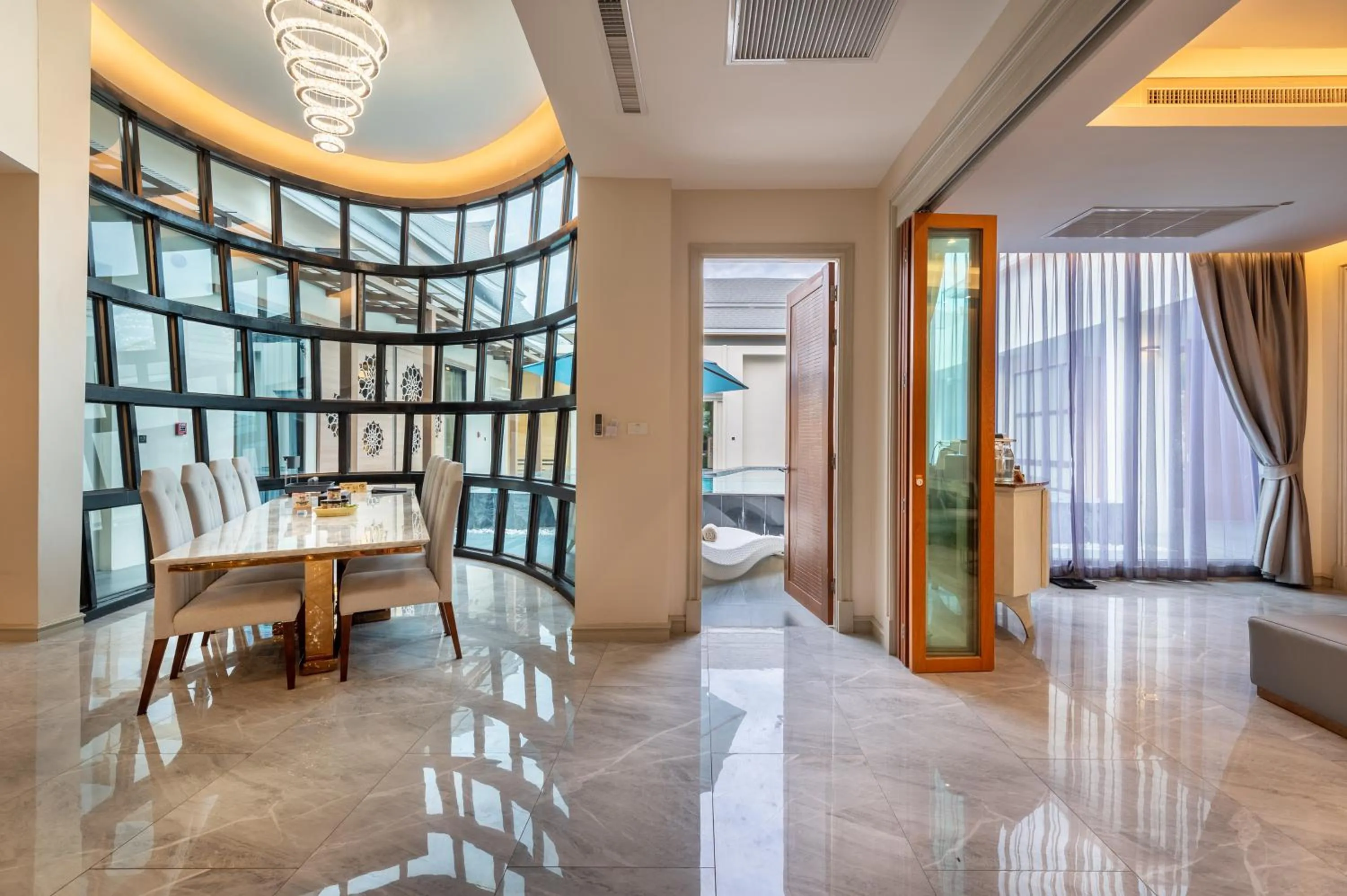 Living room in Phukalini Luxury Pool Villa & Onsen