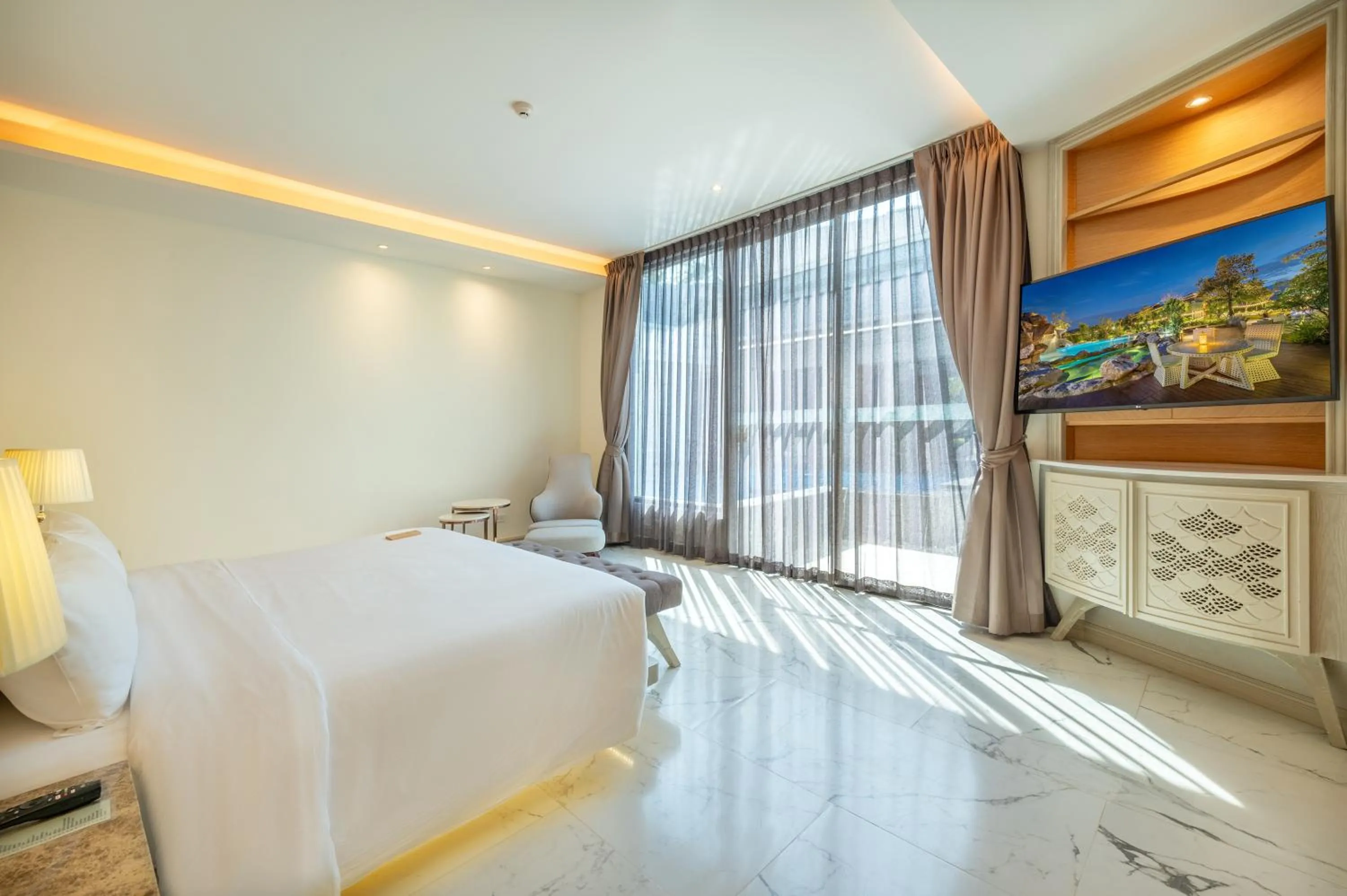 Bedroom, Bed in Phukalini Luxury Pool Villa & Onsen