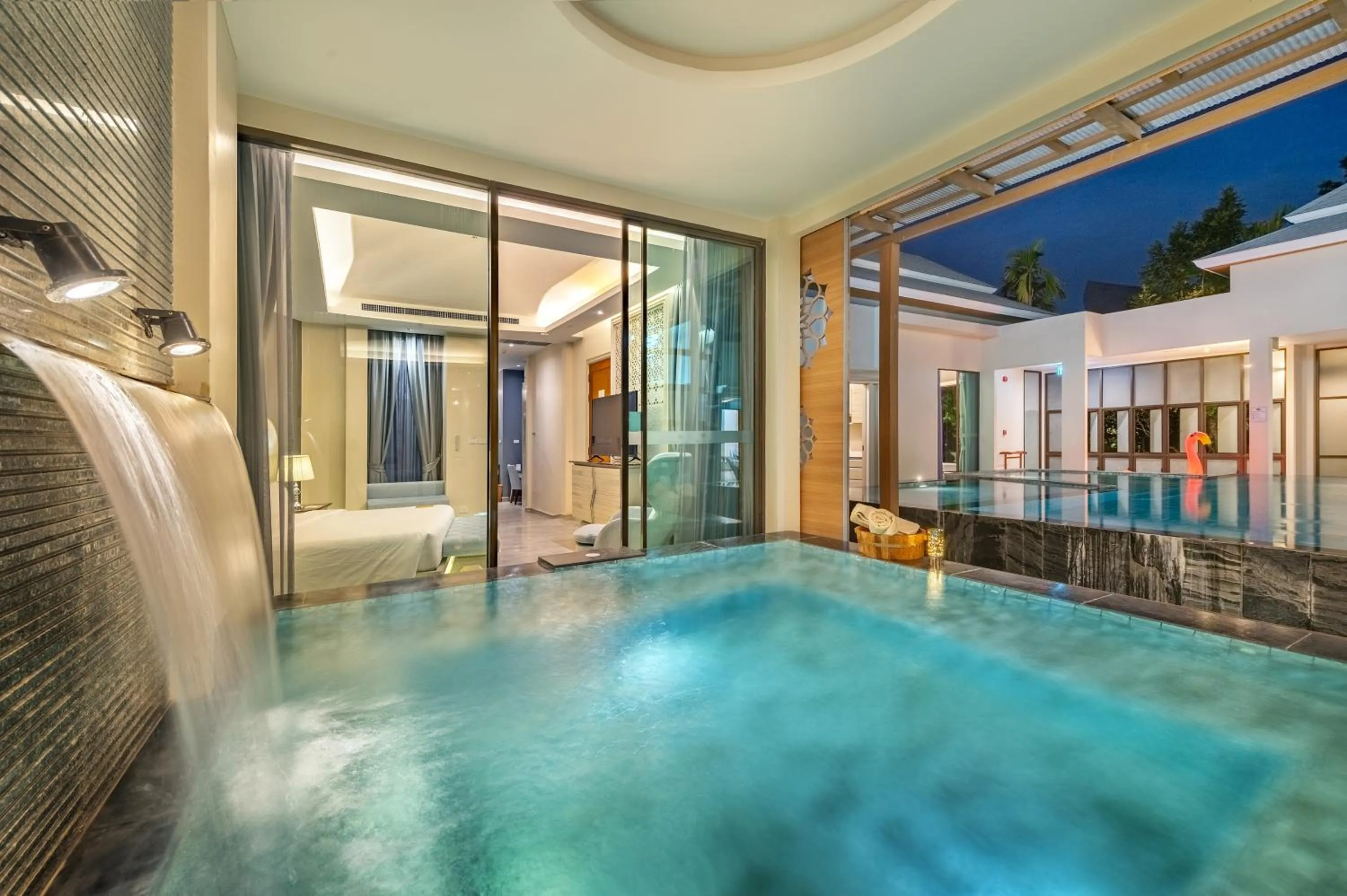 Hot Tub in Phukalini Luxury Pool Villa & Onsen