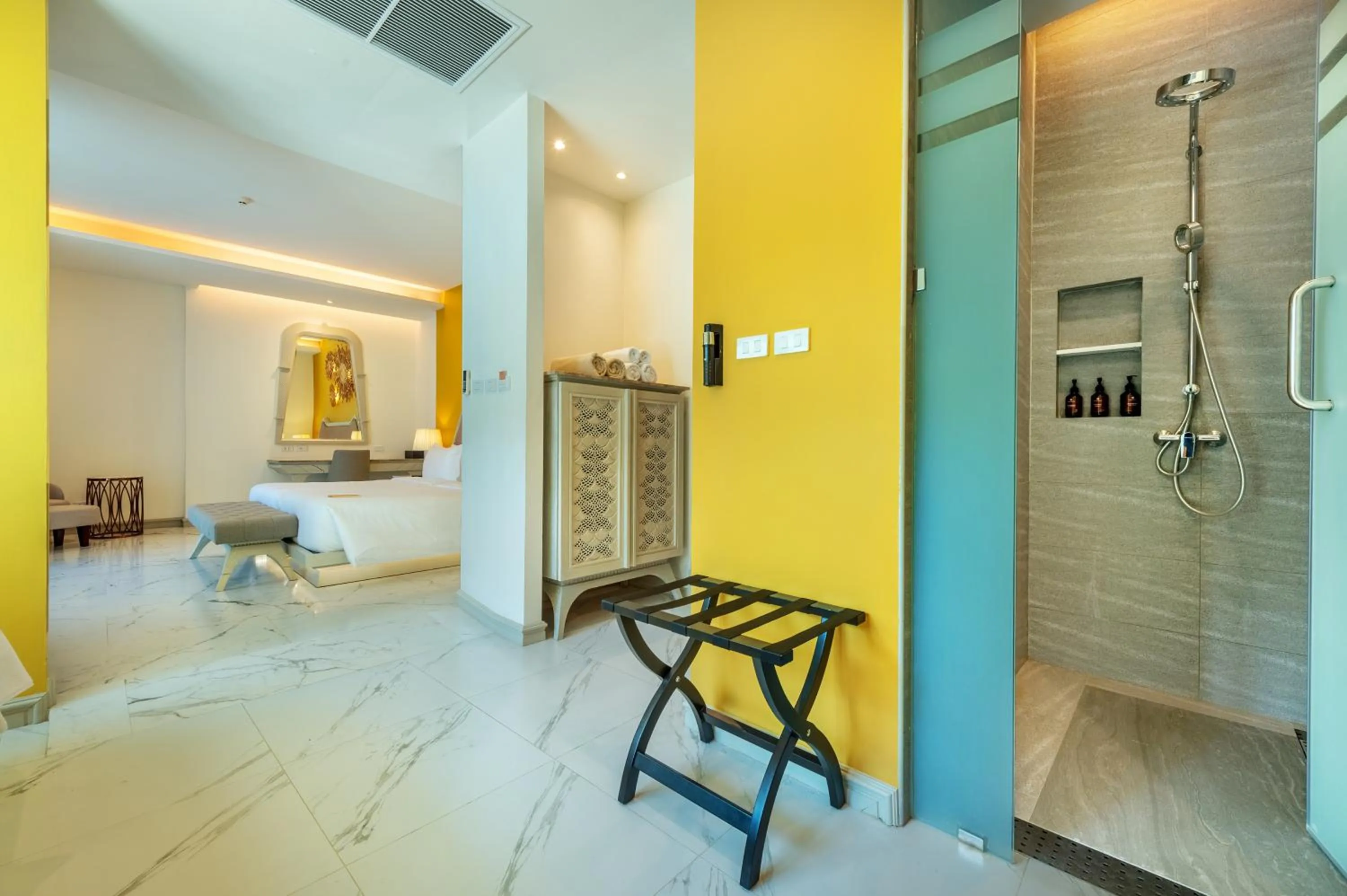 Shower in Phukalini Luxury Pool Villa & Onsen