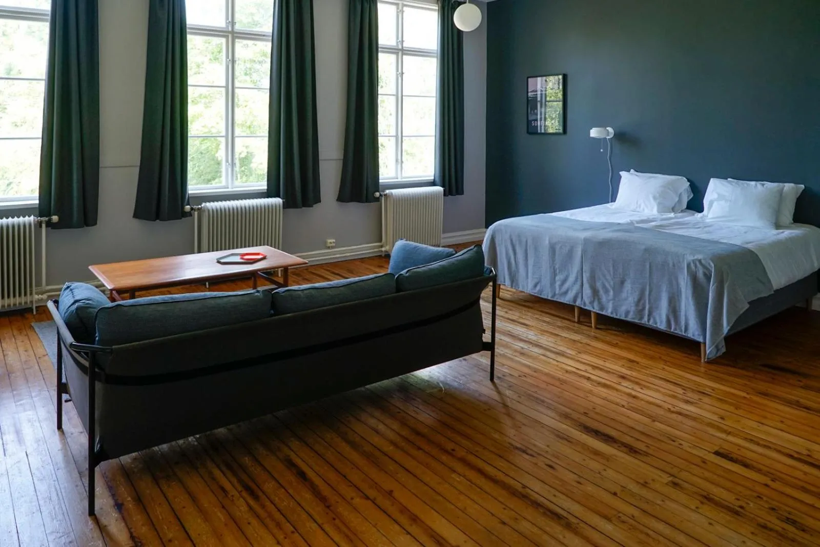 Photo of the whole room in Nordic Refuge B&B