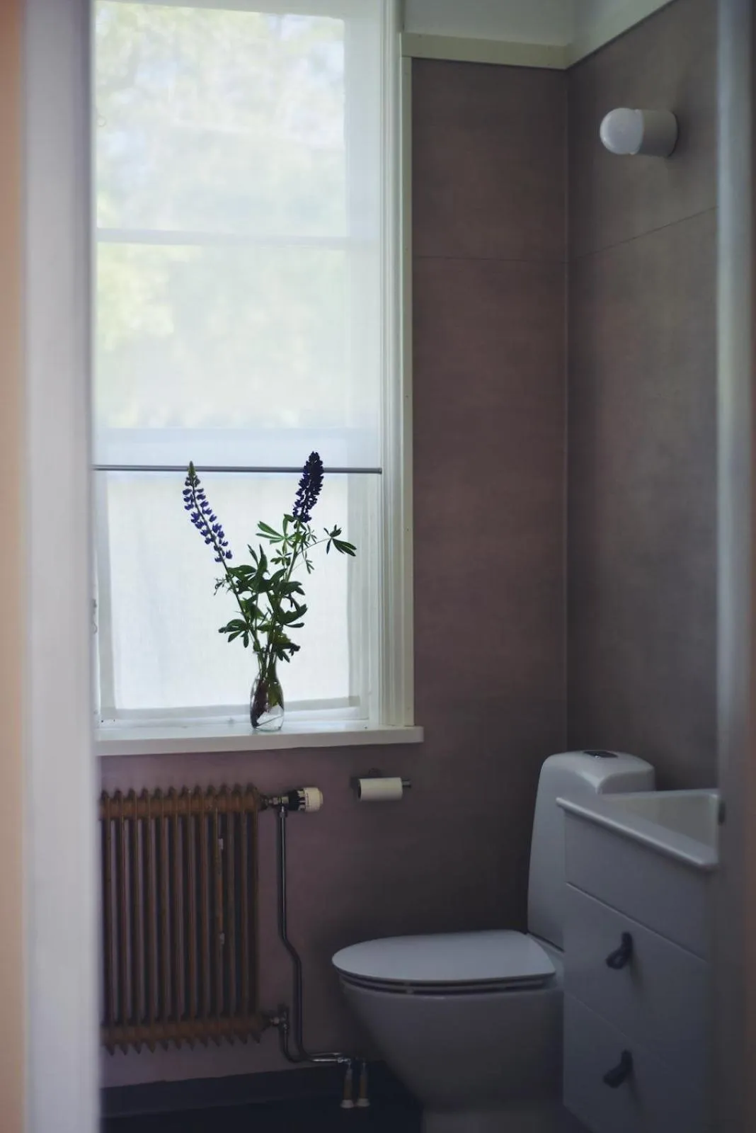 Bathroom in Nordic Refuge B&B