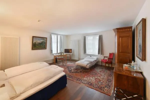 Bed in Hotel im Schlosspark