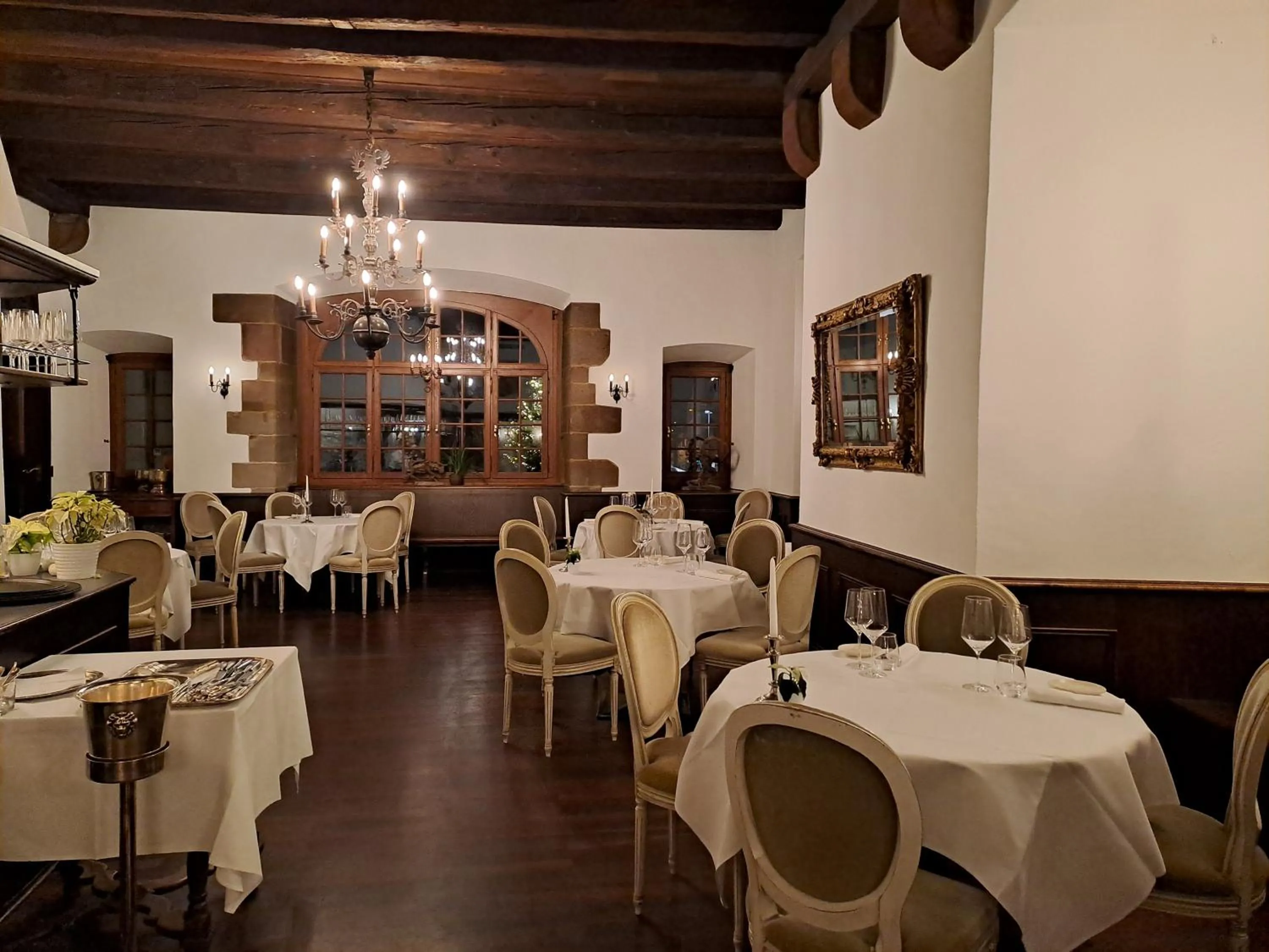 Restaurant/places to eat in Hotel im Schlosspark