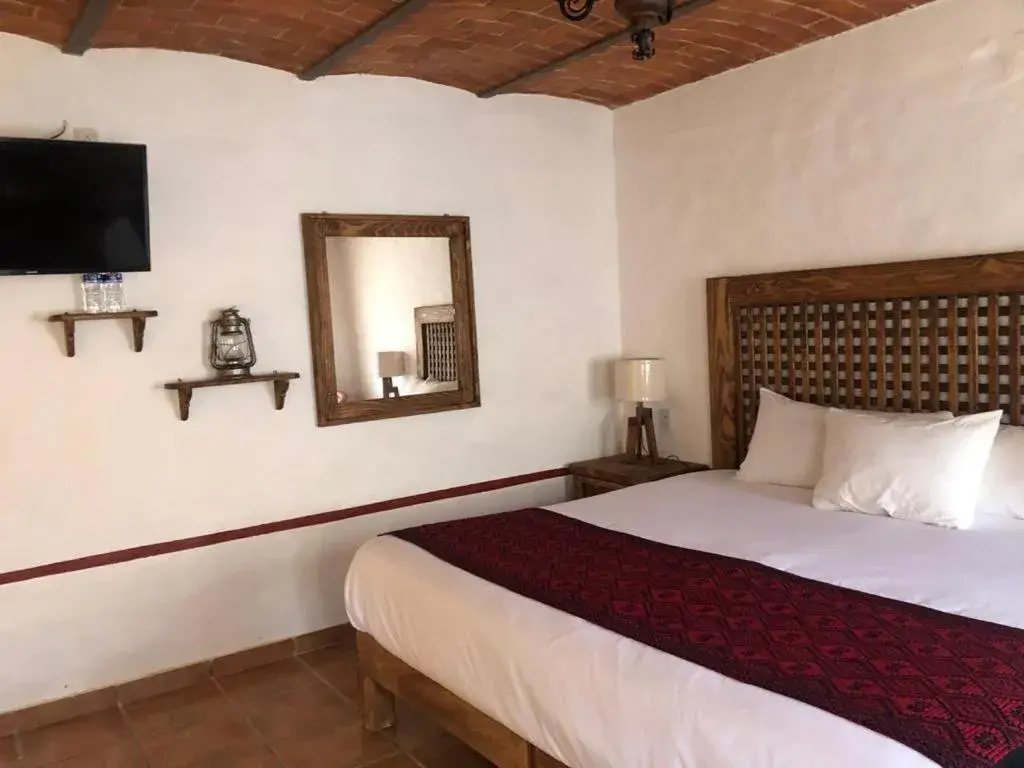 King Suite with Spa Bath in Meson Luna Sacra King Suite with Spa Bath in Meson Luna Sacra
