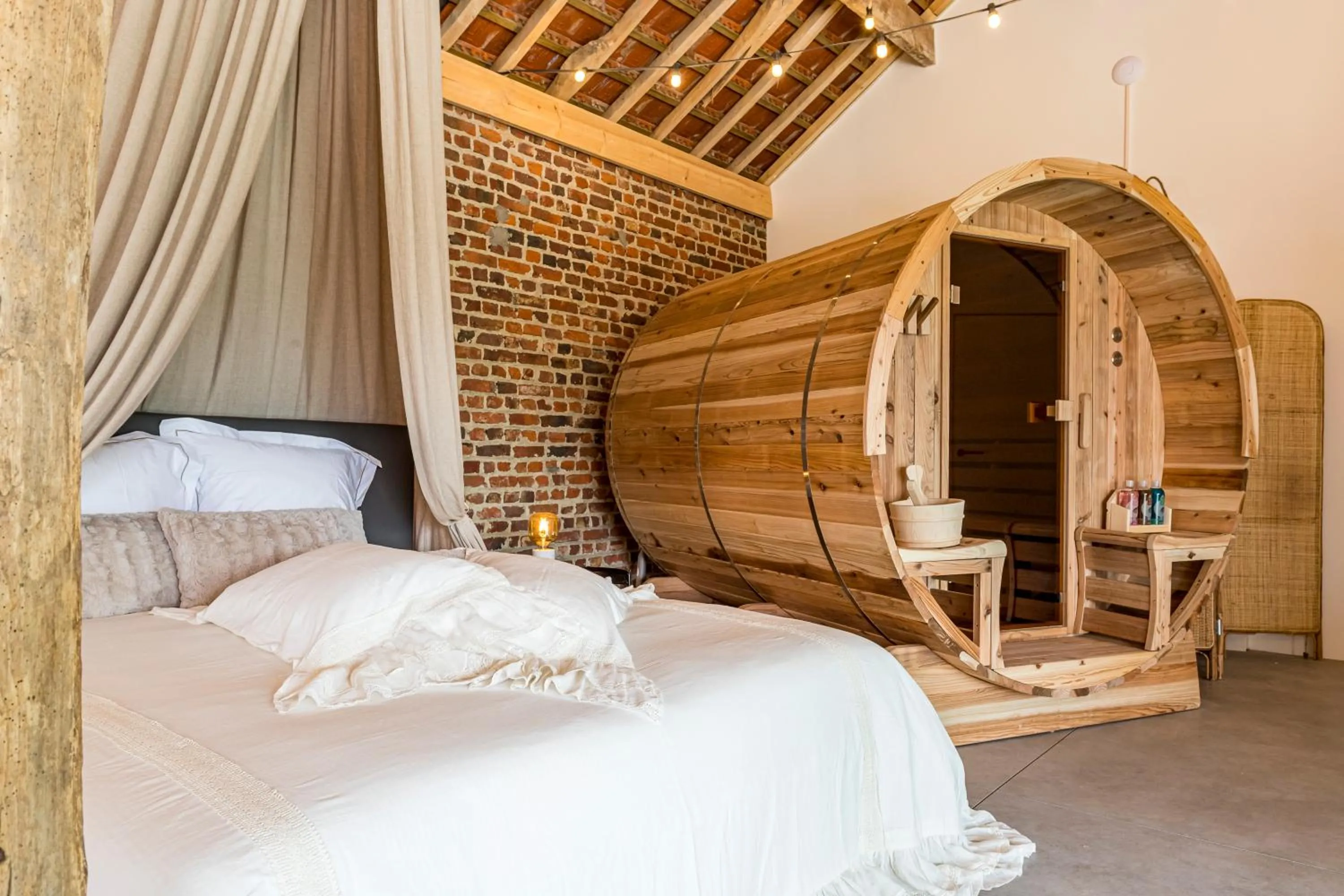 Bedroom, Bed in De Hoeveschuur