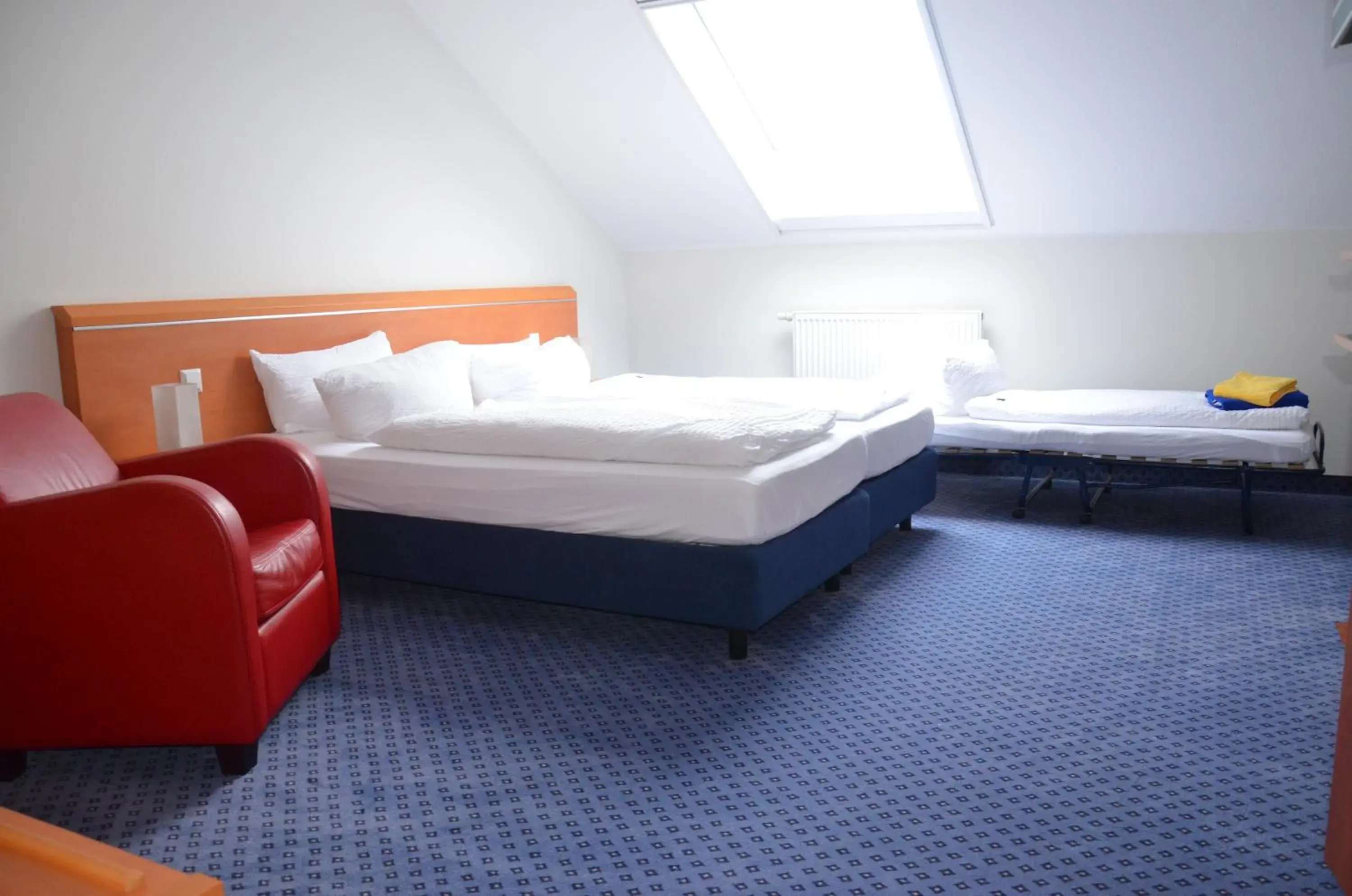 Double Room with Extra Bed in Hotel Aquamarin Double Room with Extra Bed in Hotel Aquamarin