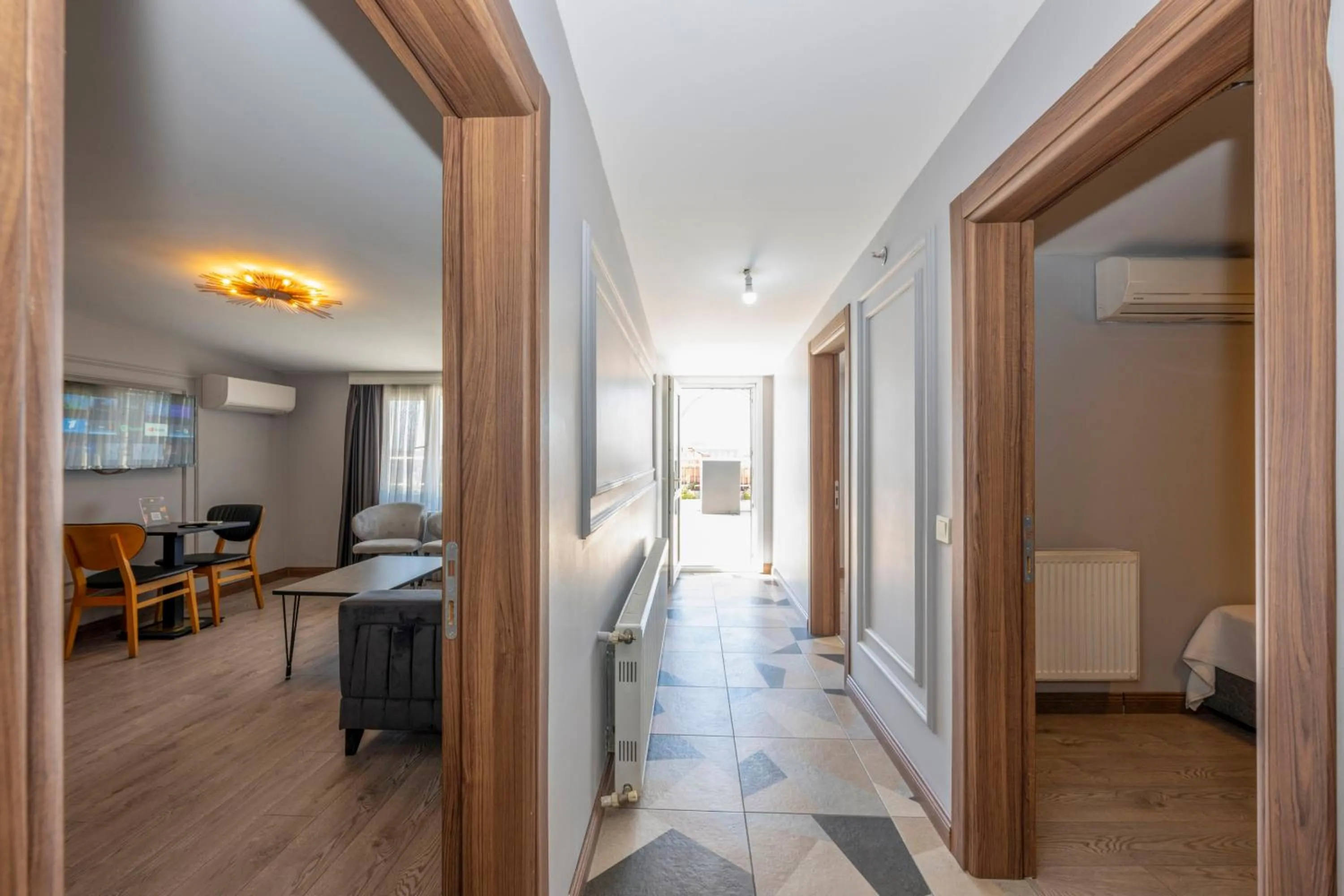 Photo of the whole room in Comfort Suites Hotel