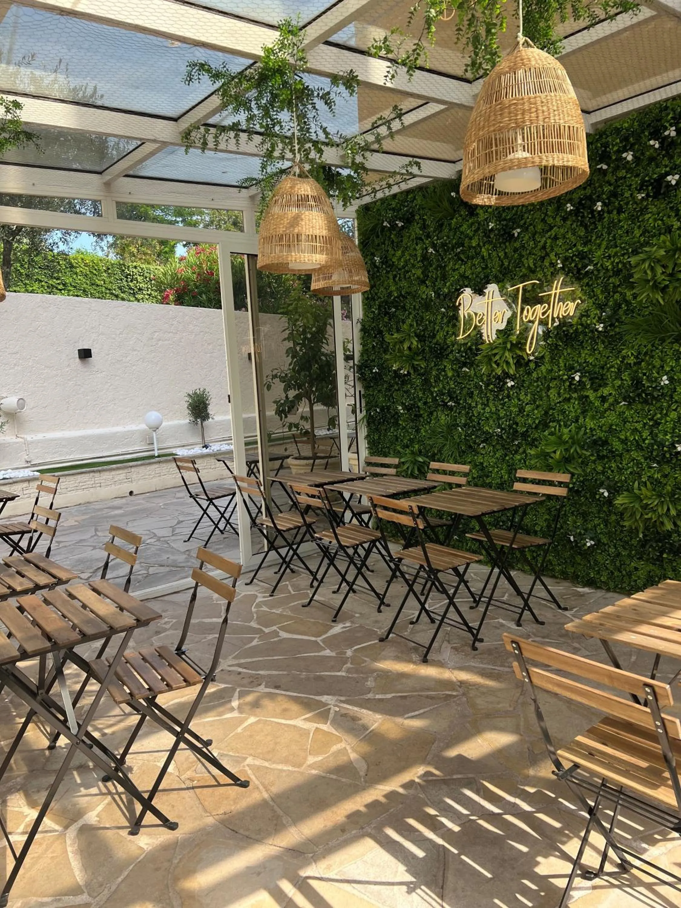 Patio in Hôtel Gallia Cannes