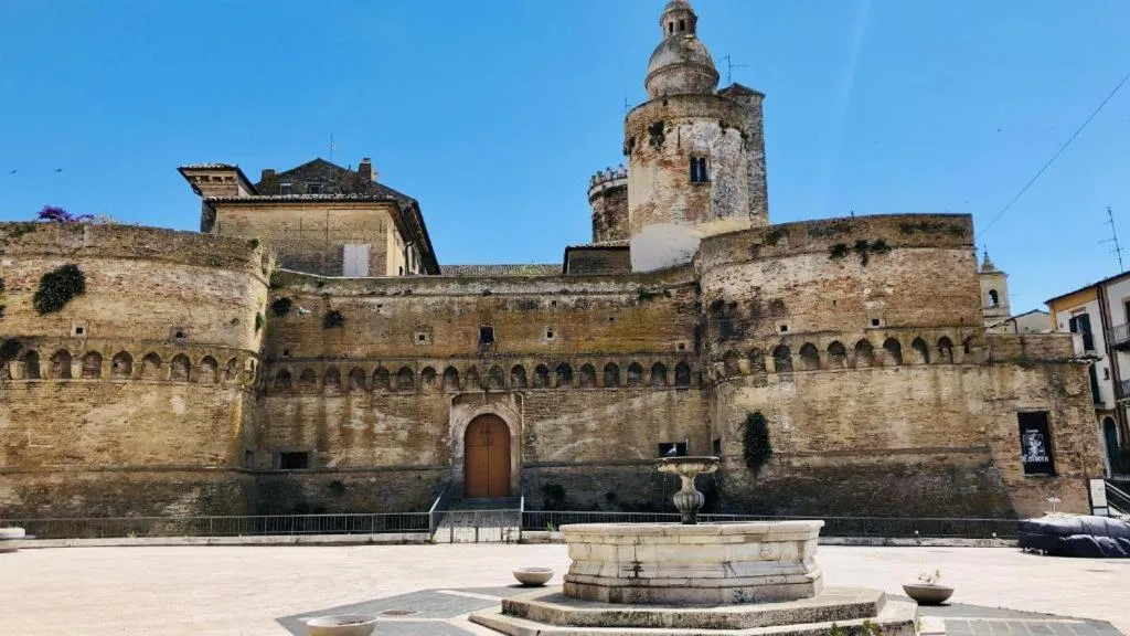 Nearby landmark in B&B Residenza Aragonese