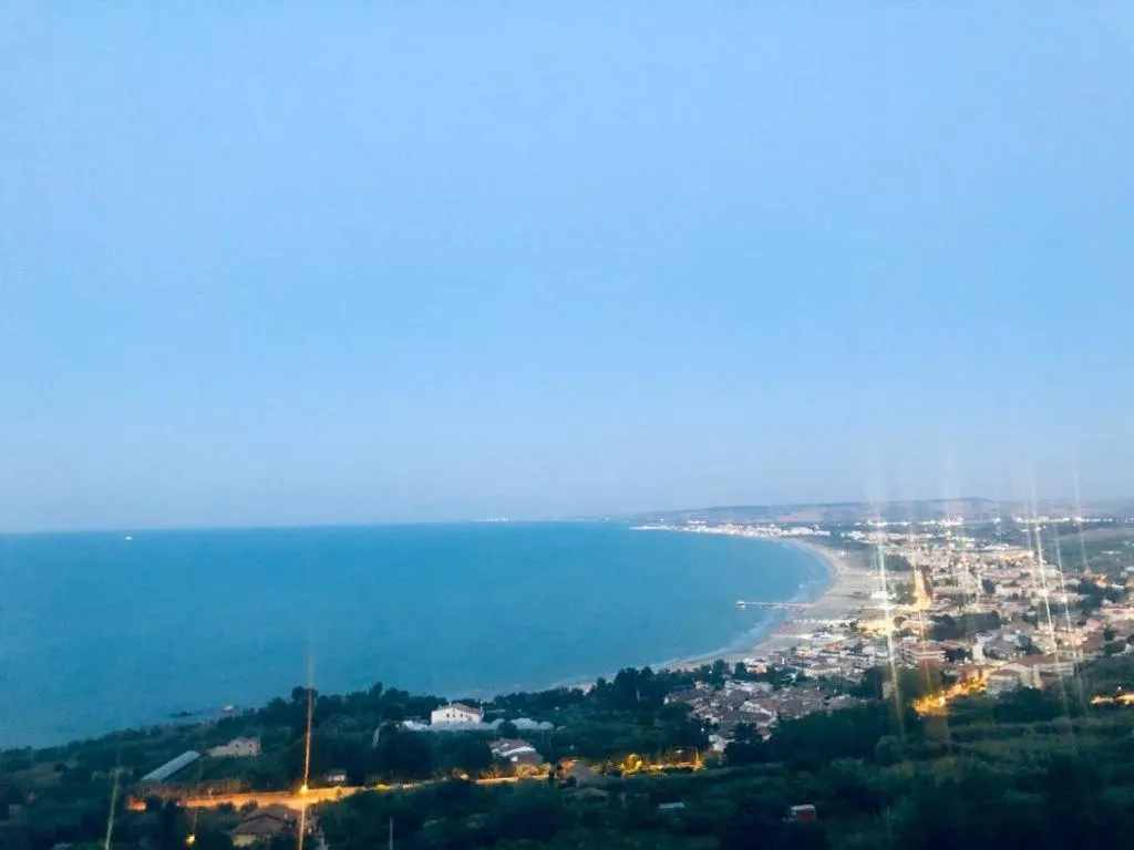 Nearby landmark in B&B Residenza Aragonese