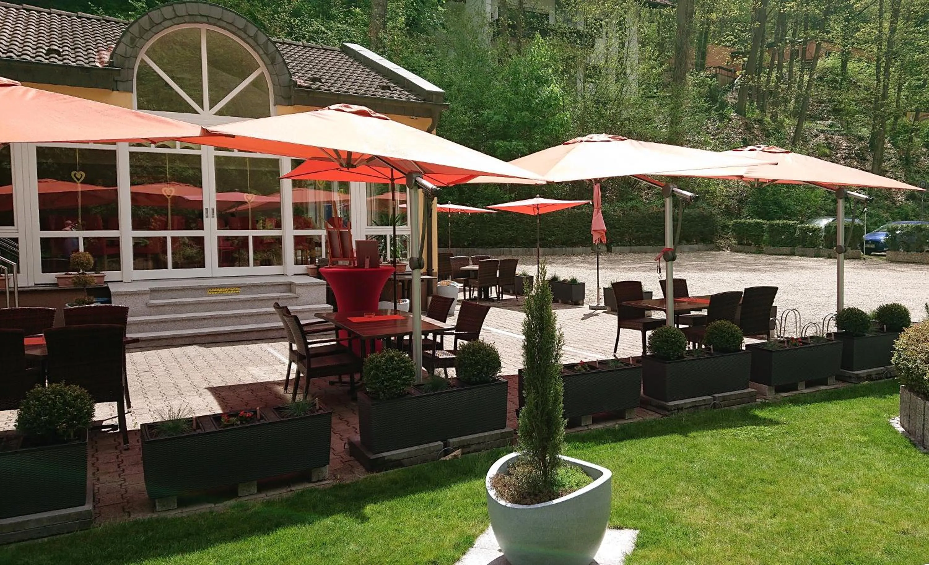 Restaurant/places to eat in Hotel Goldbächel