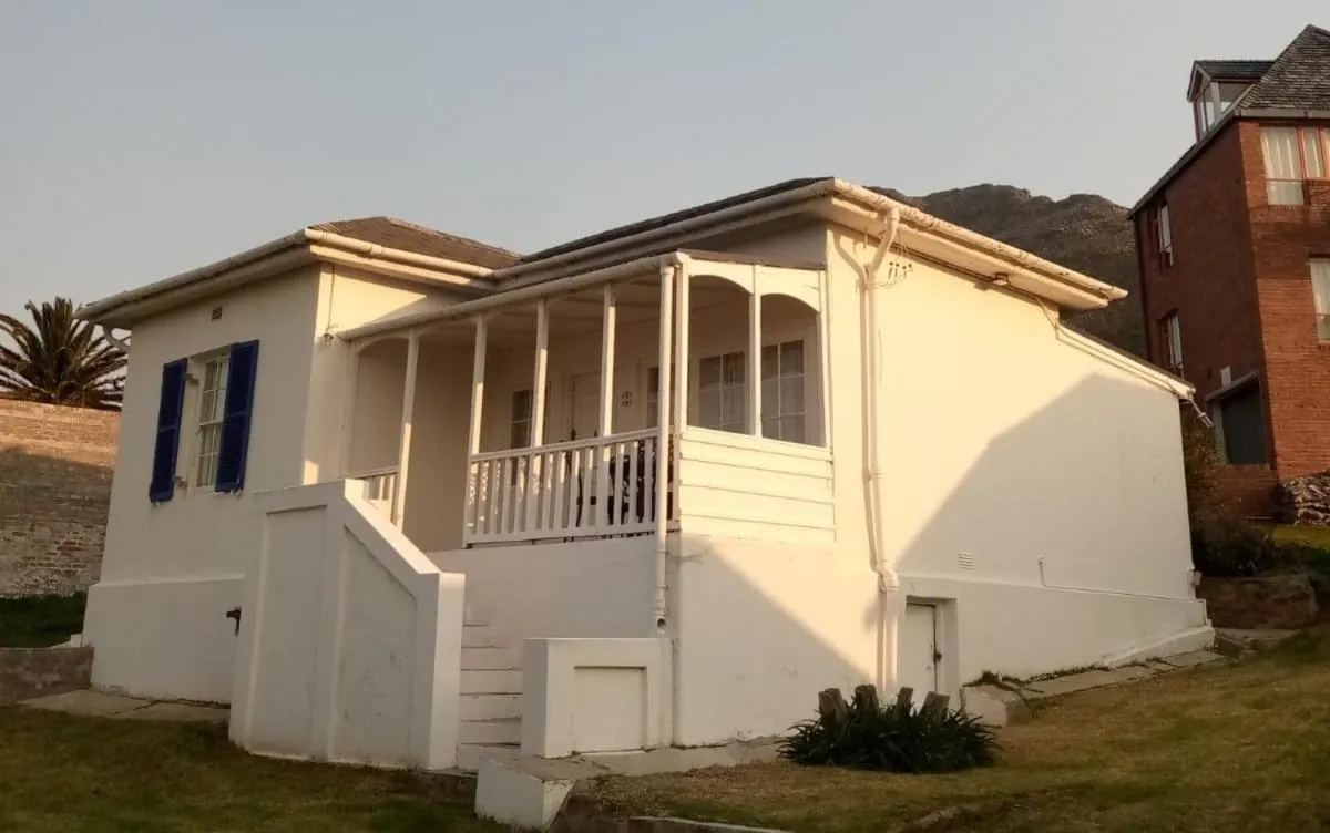 Property building in Boulders Beach Hotel, Cafe and Curio shop