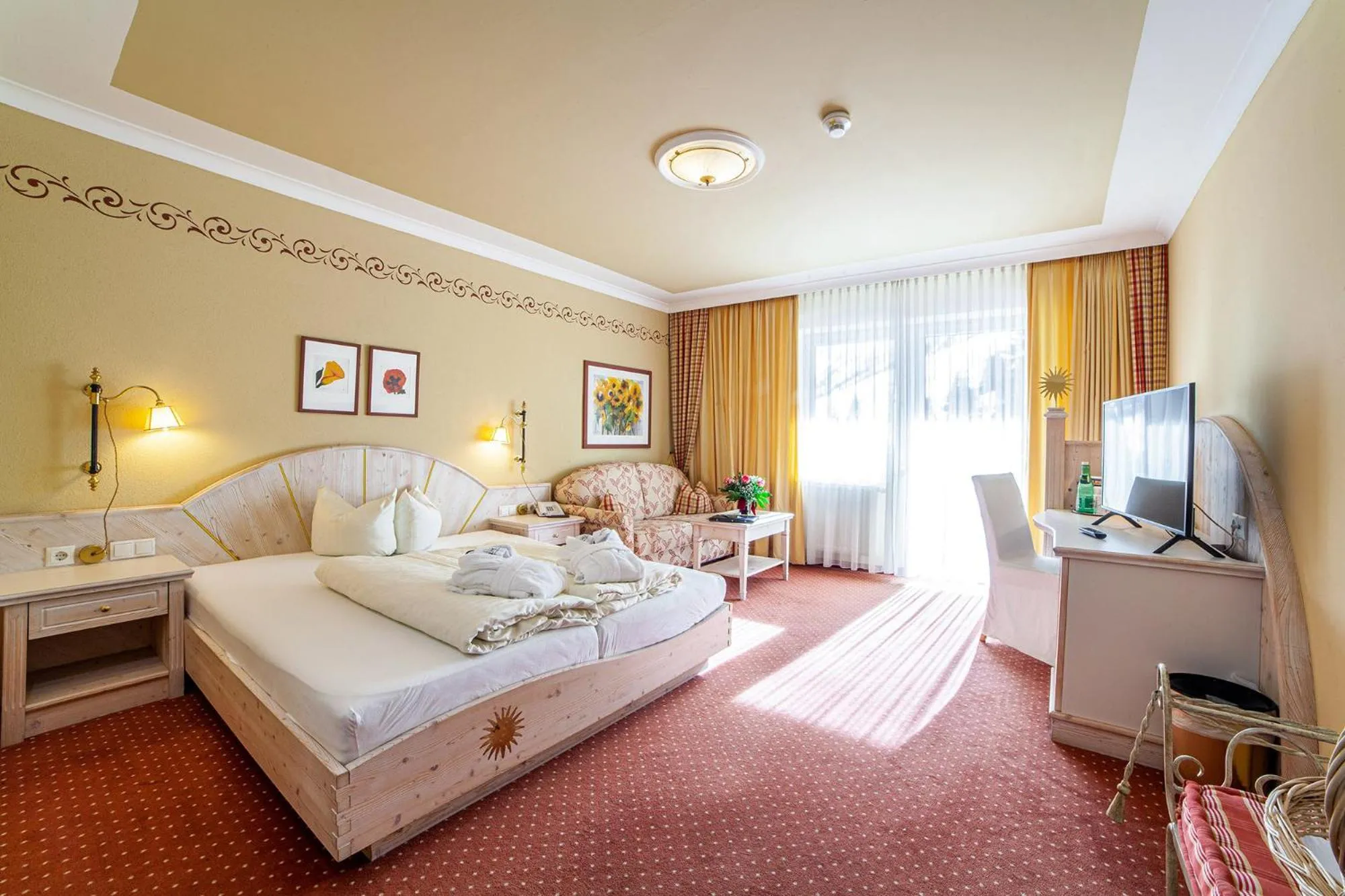 Photo of the whole room, Bed in Sport- und Vitalhotel Seppl