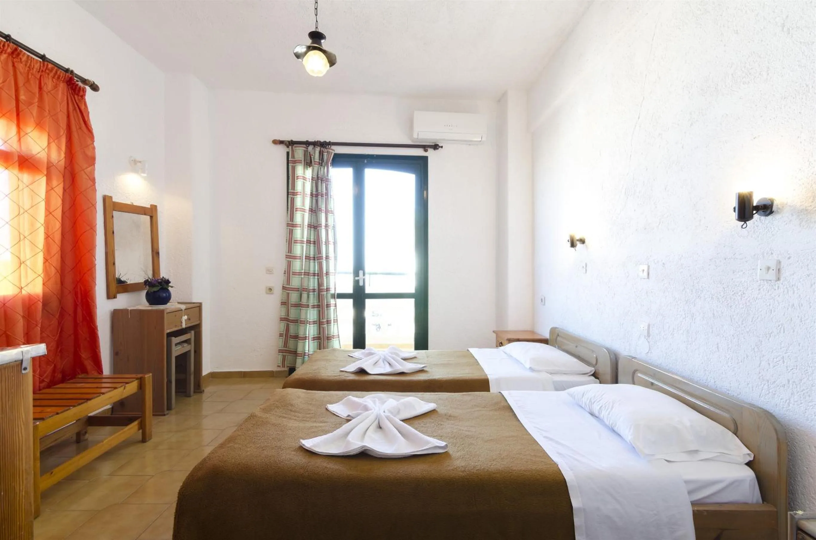 Photo of the whole room in Argo Studios