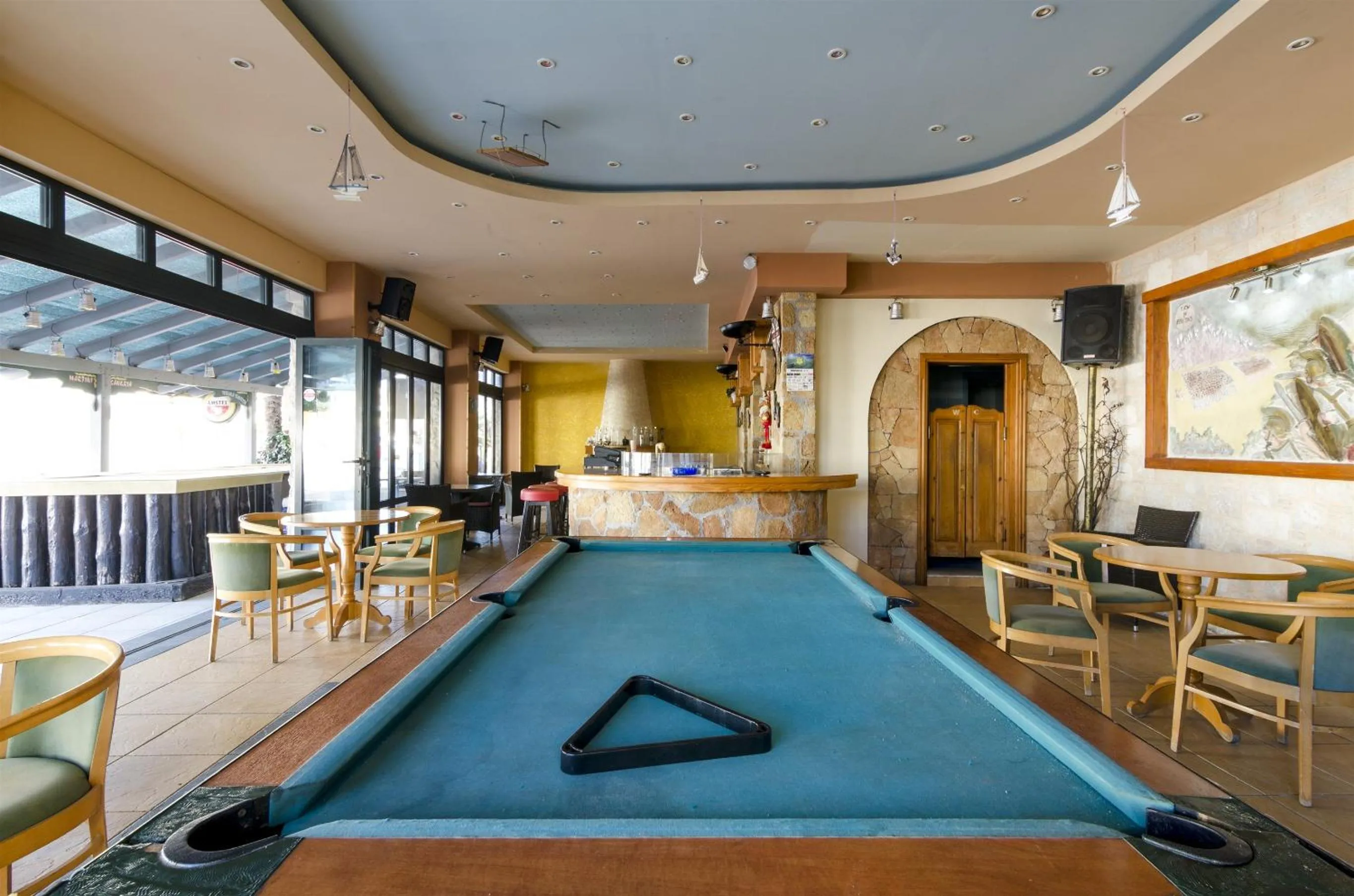 Billiard in Argo Studios