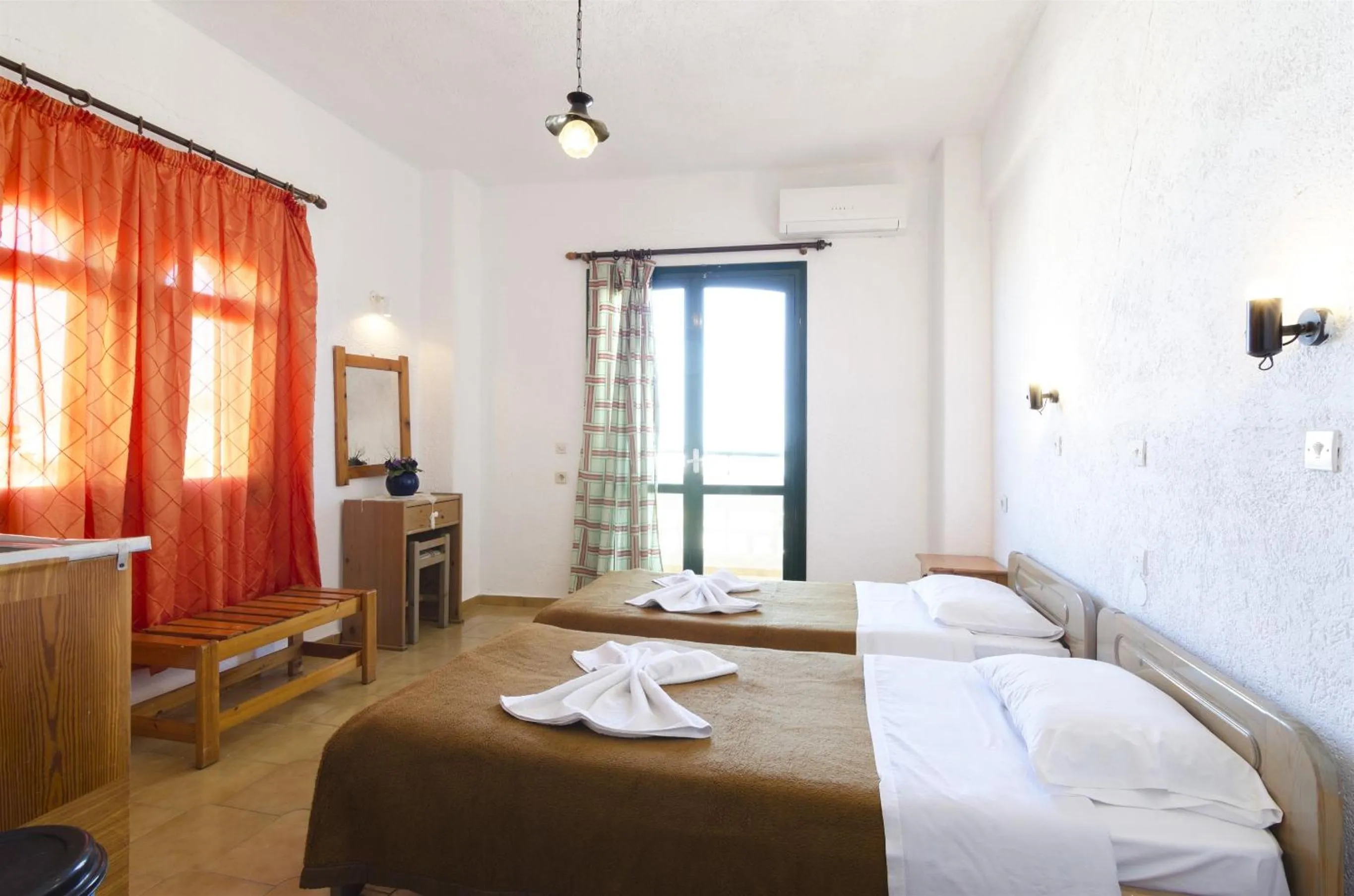 Photo of the whole room in Argo Studios