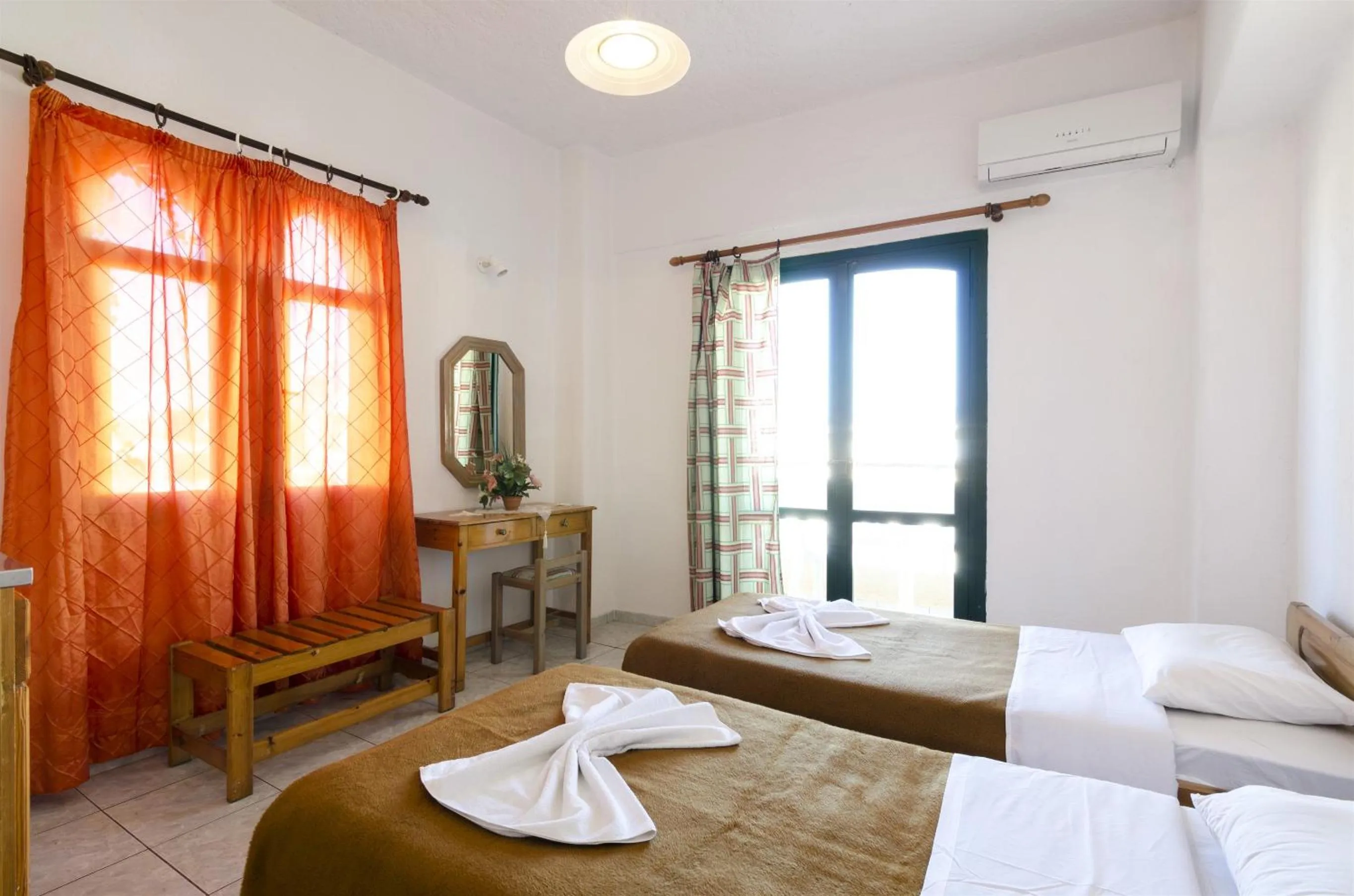 Photo of the whole room in Argo Studios