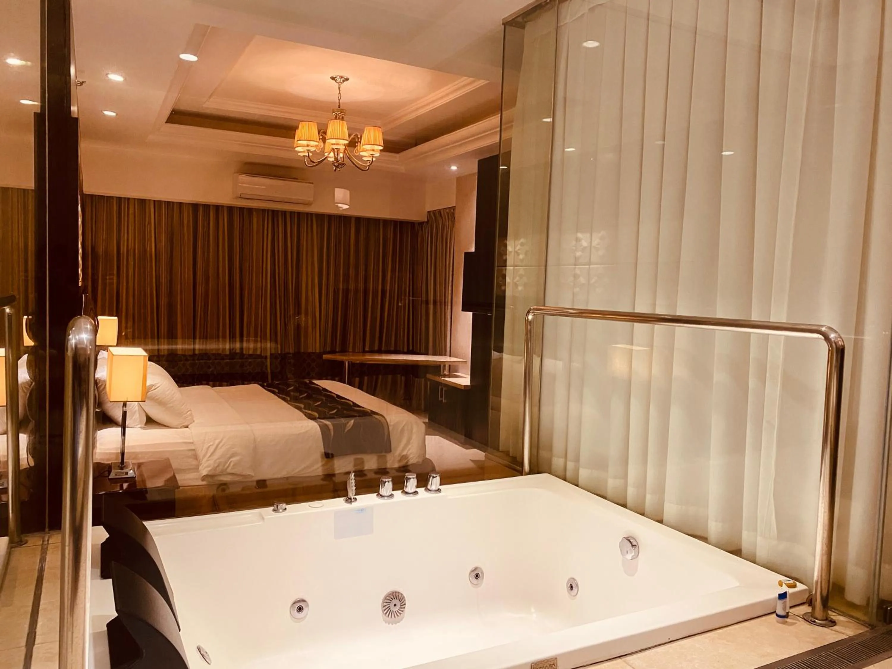 Bath, Bed in Prime Asia Hotel