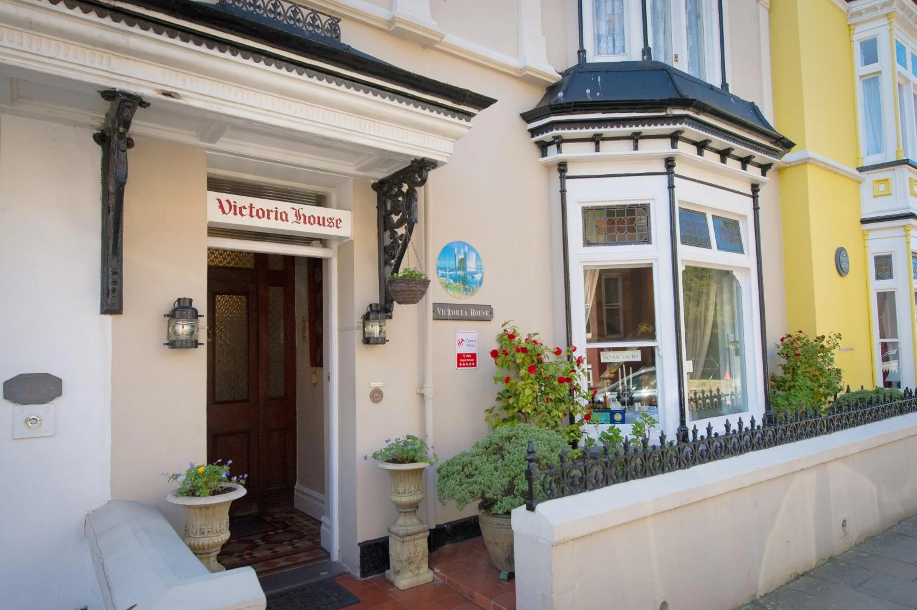 Facade/entrance in Victoria House Room Only Accommodation